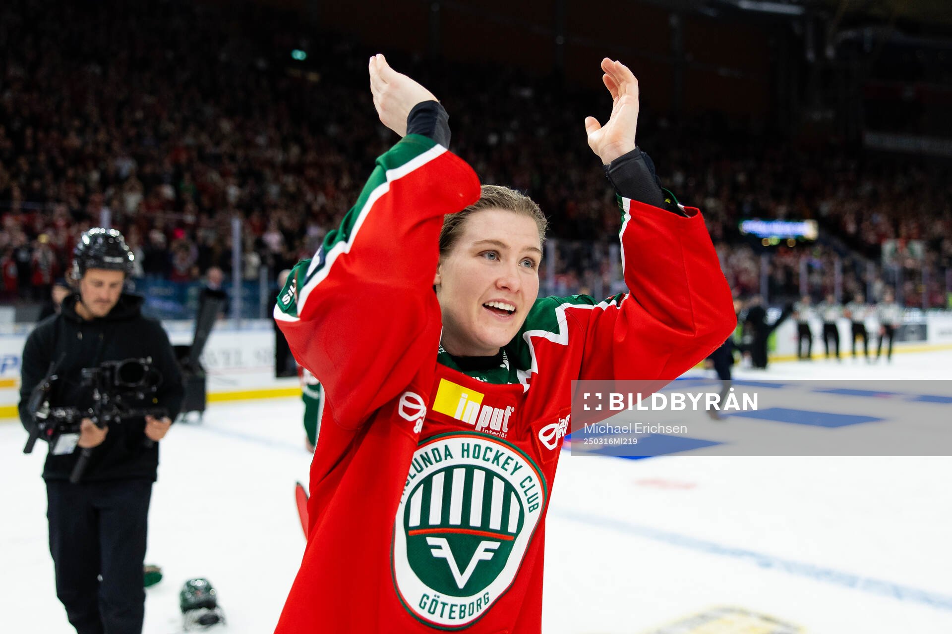 Frölundas Andrea Dalen jublar