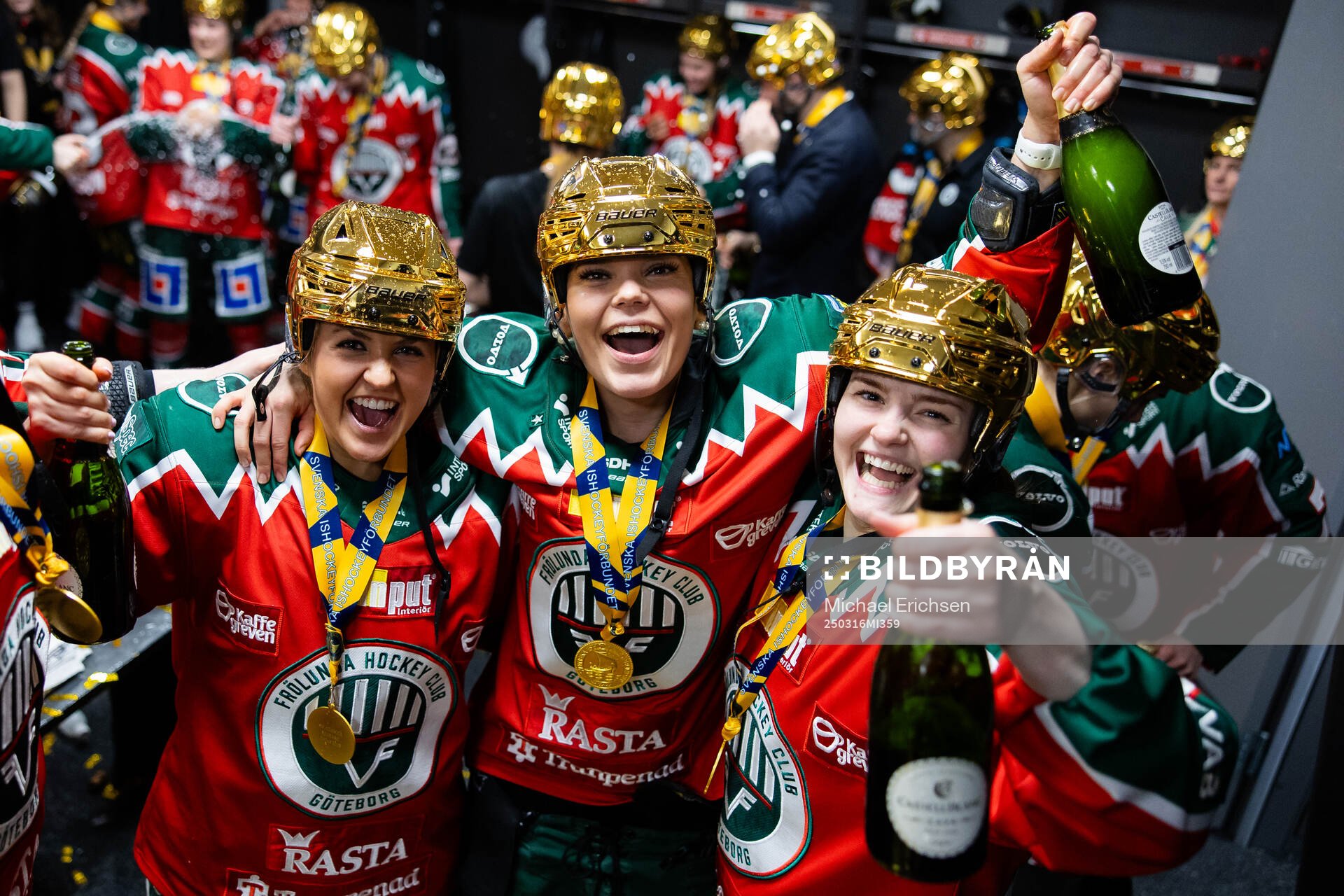 Frölundas Sofie Lundin, Maja Beverin  jublar i