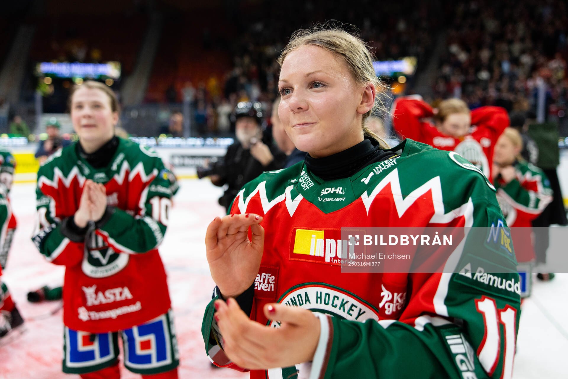 Frölundas Ella Hellman jublar