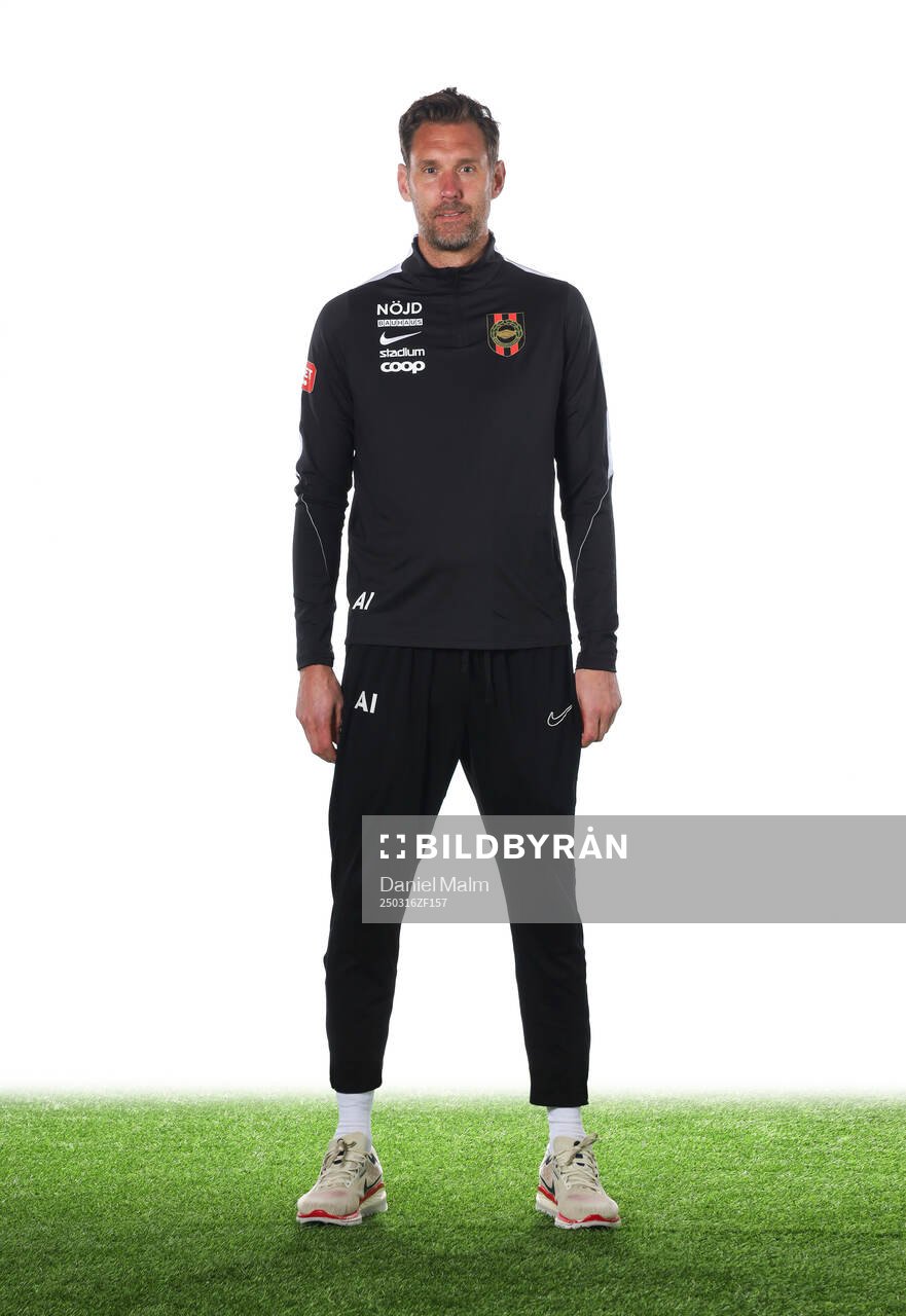 Brommapojkarnas målvaktstränare Andreas Isaksson