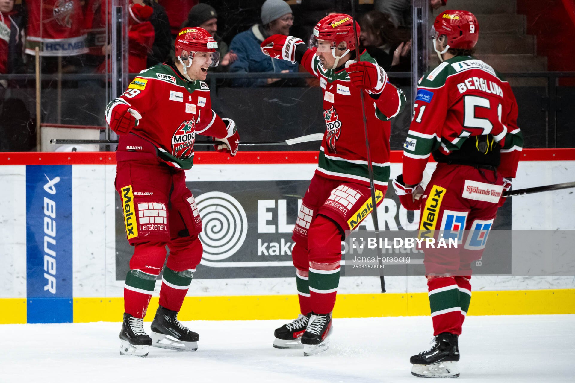 Modos Mikkel Aagaard jublar