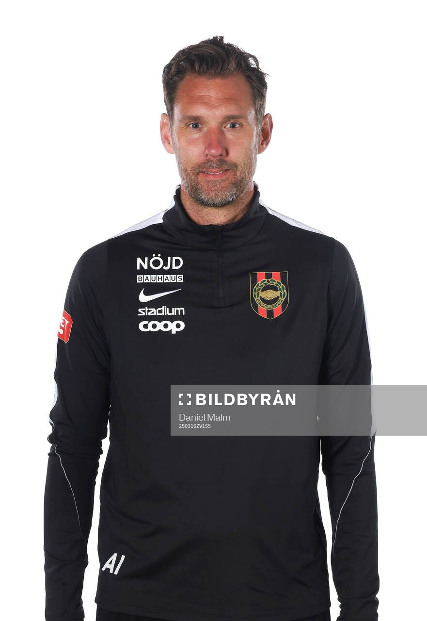 Brommapojkarnas målvaktstränare Andreas Isaksson