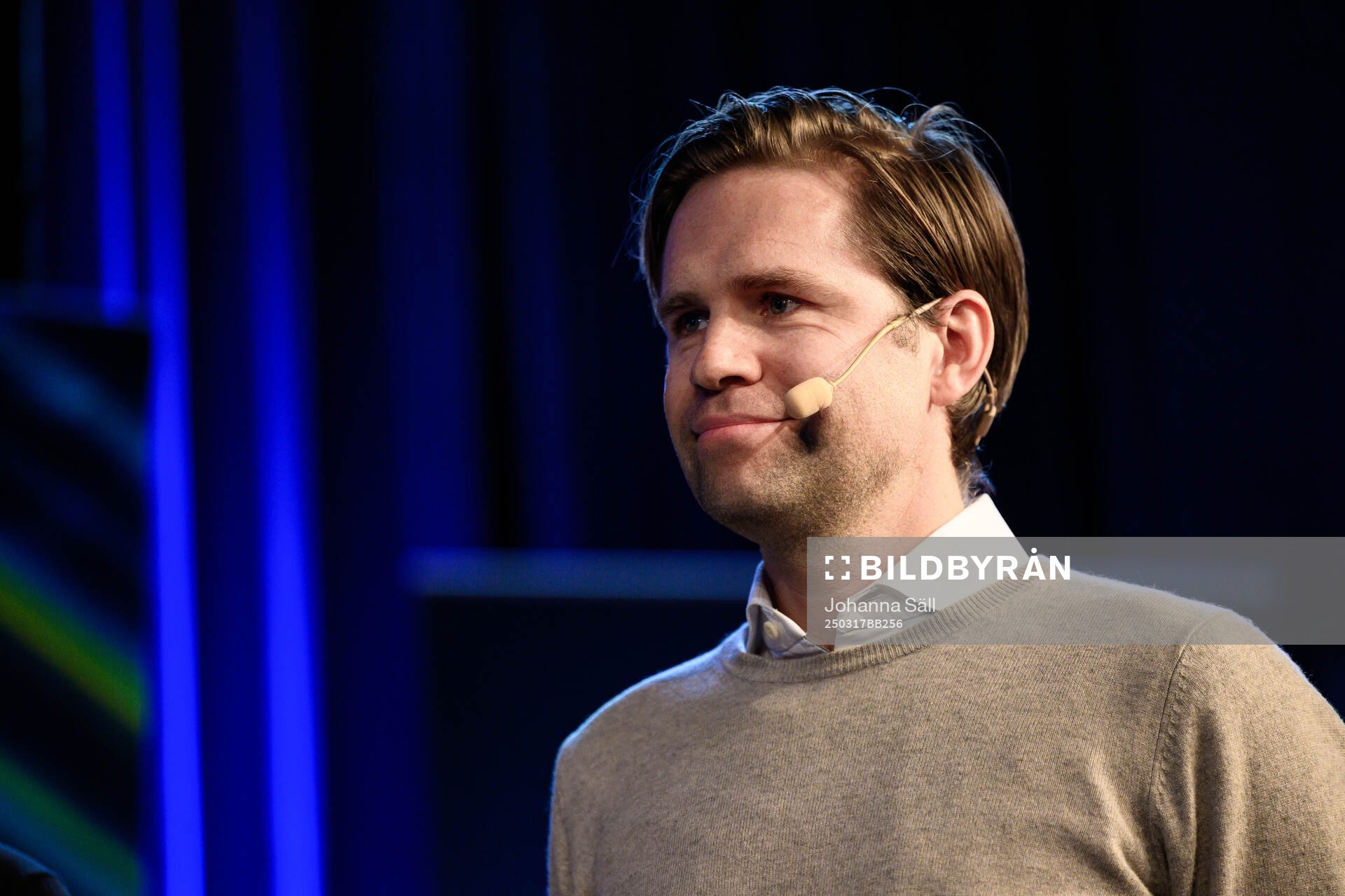 Jesper Hofmann, Programledare DobbTV