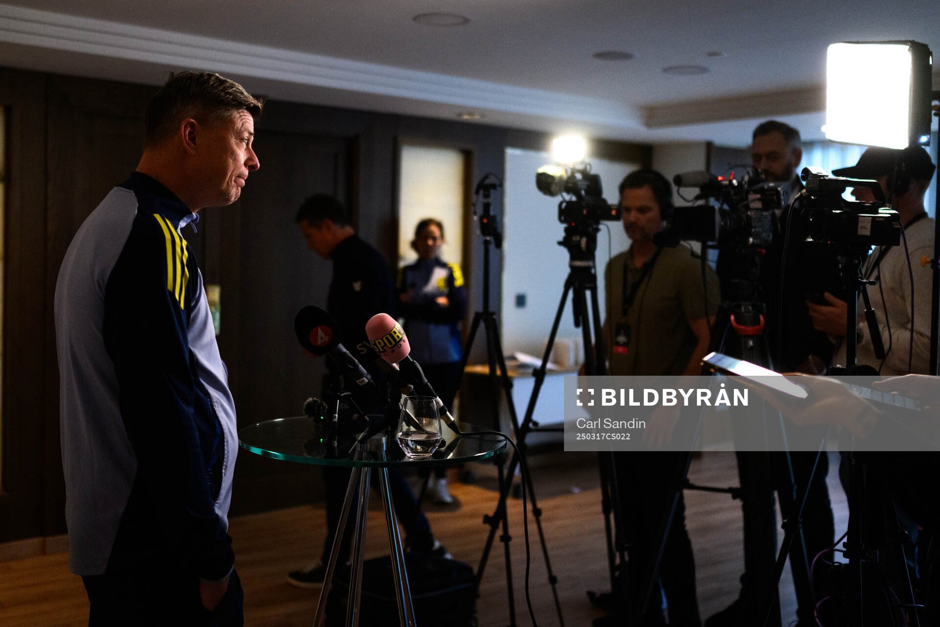 Head coach Jon Dahl Tomasson of the Swedish men's national