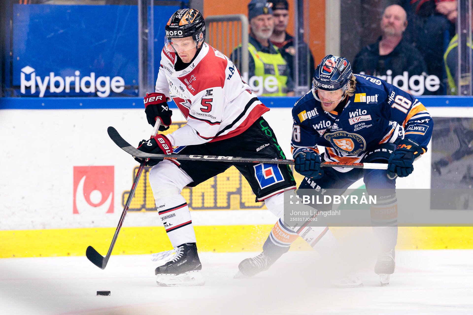 Örebros Gustav Backström och Växjös Marcus Sylvegård