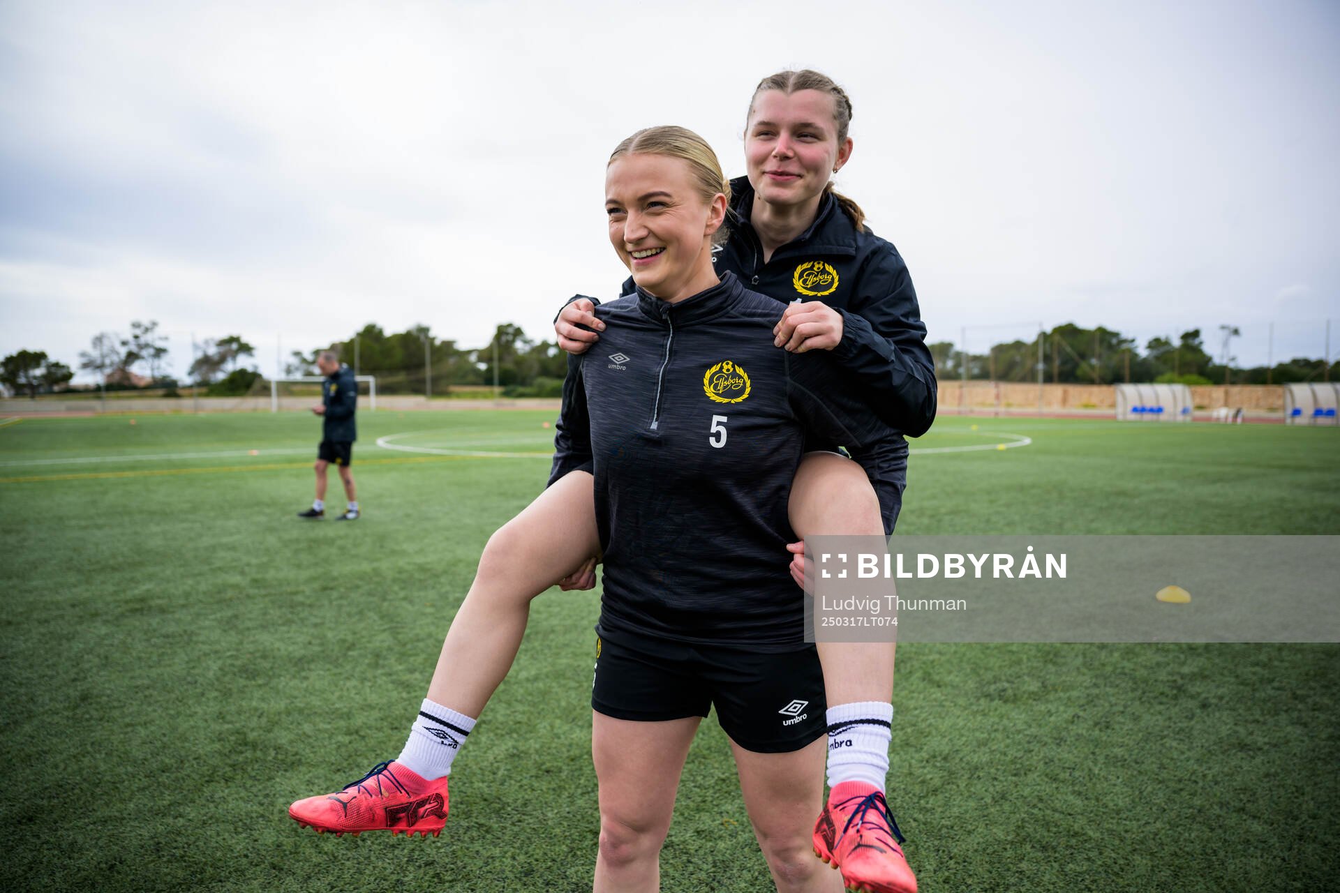 Frida Elofsson och Elin Flakberg