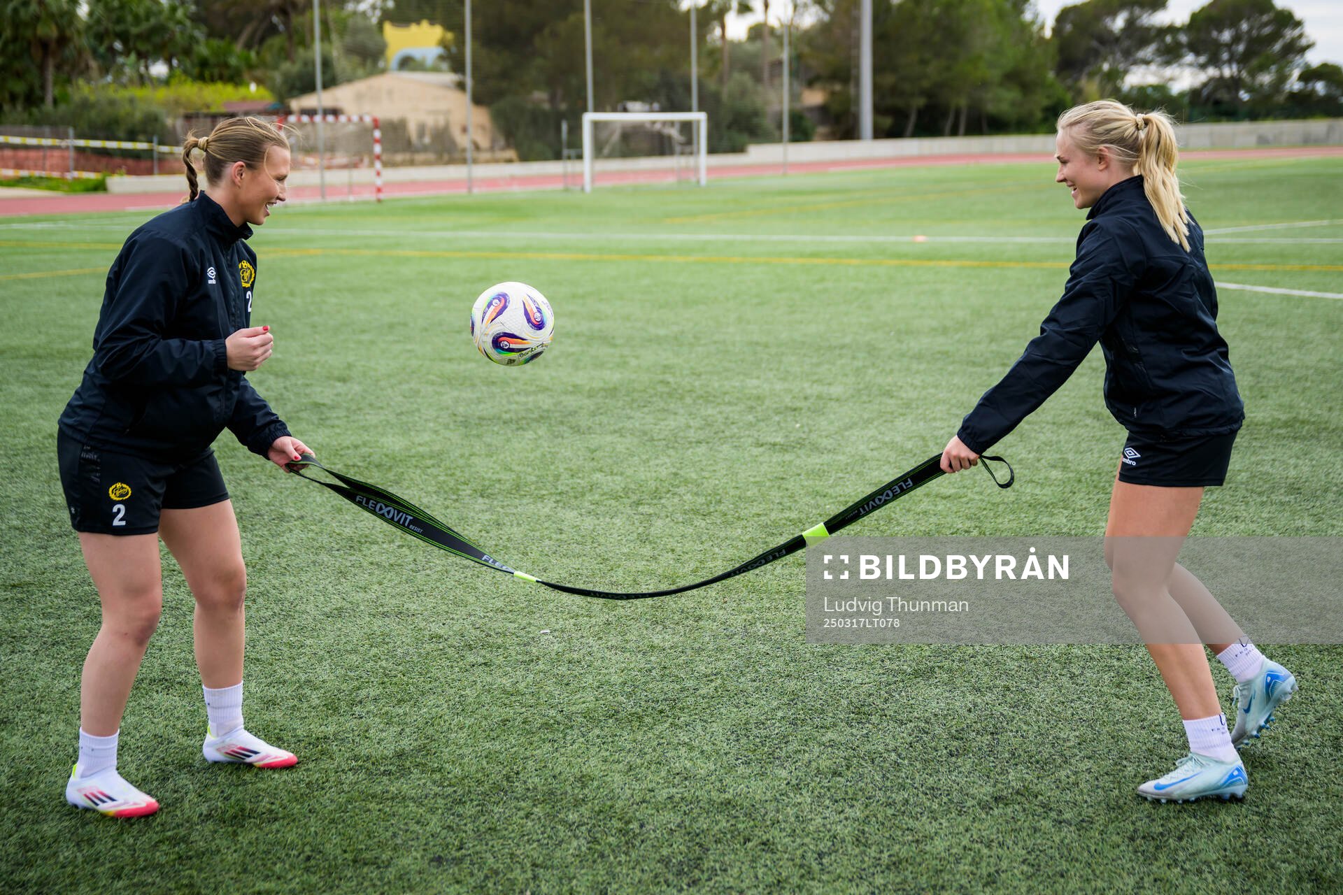 Selma Berggren och Emilia Bengtsson