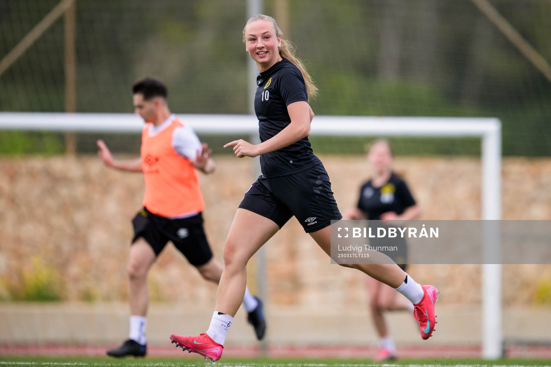 Stina Jensen under en träning med Elfsborg den 17 mars 2025 i Colonia de Sant Jordi. 