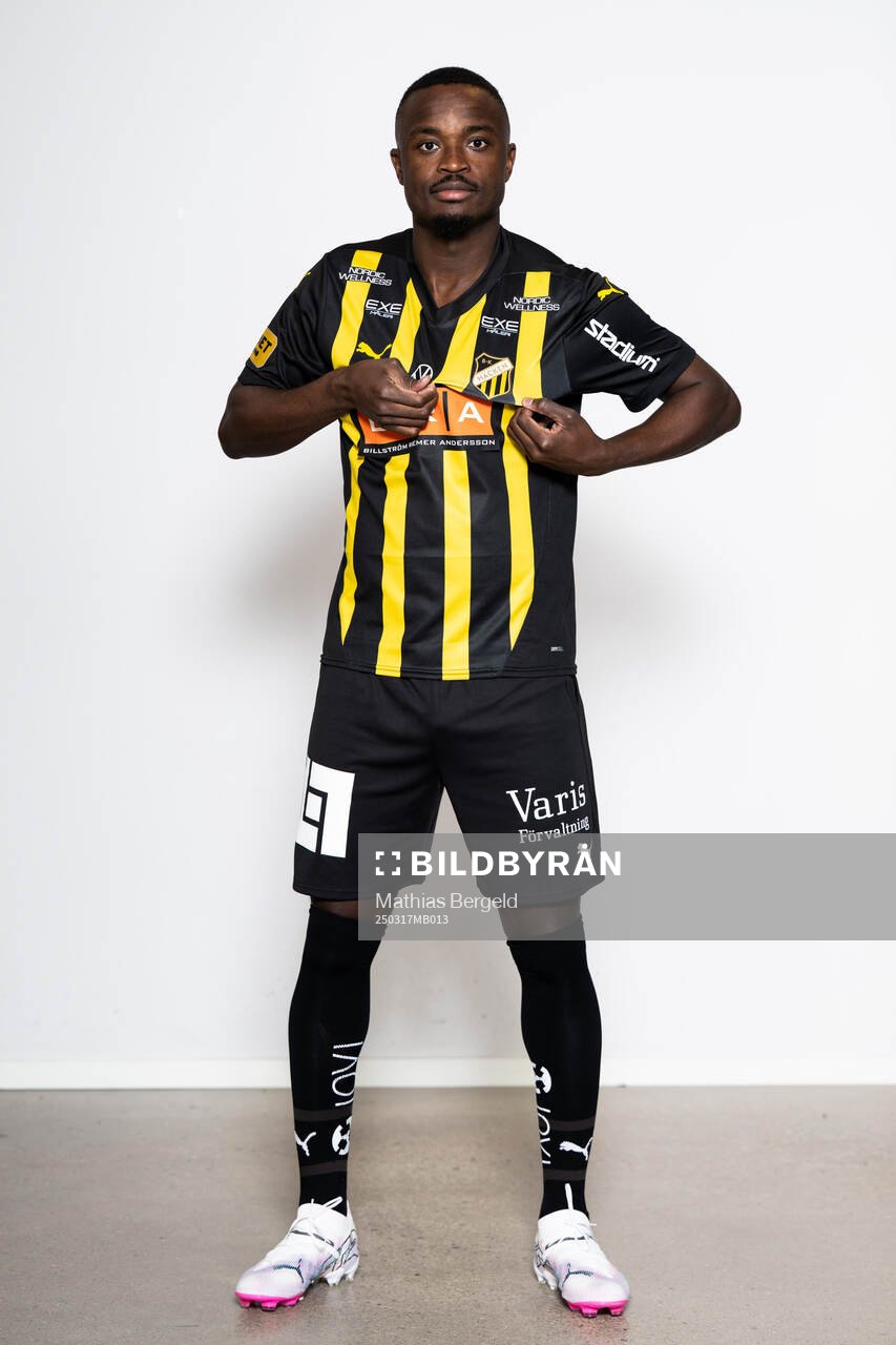 Häckens nyförvärv Brice Wembangomo