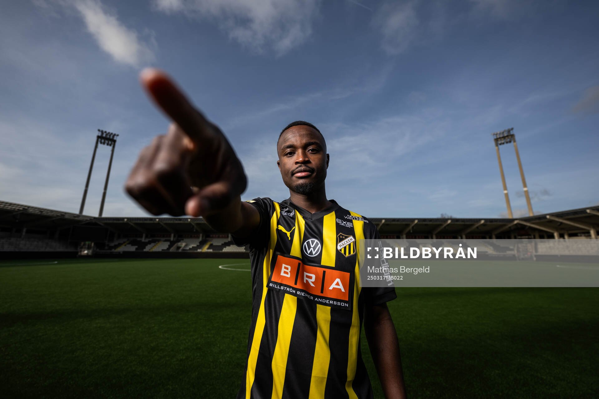 Häckens nyförvärv Brice Wembangomo