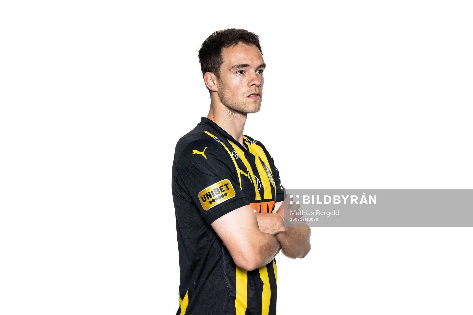 Häckens nyförvärv Leo Väisänen poserar för ett porträtt den 17 mars 2025 i Göteborg. 