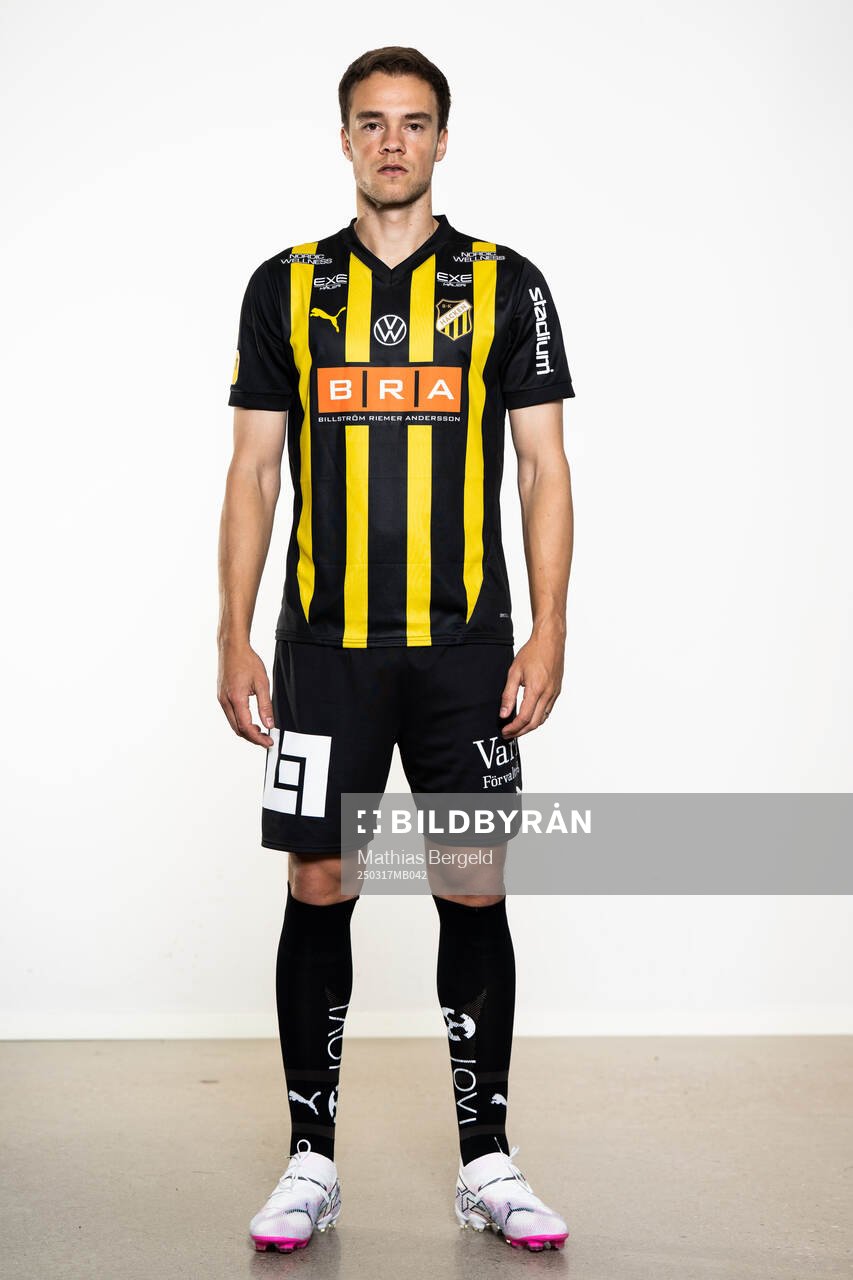 Häckens nyförvärv Leo Väisänen