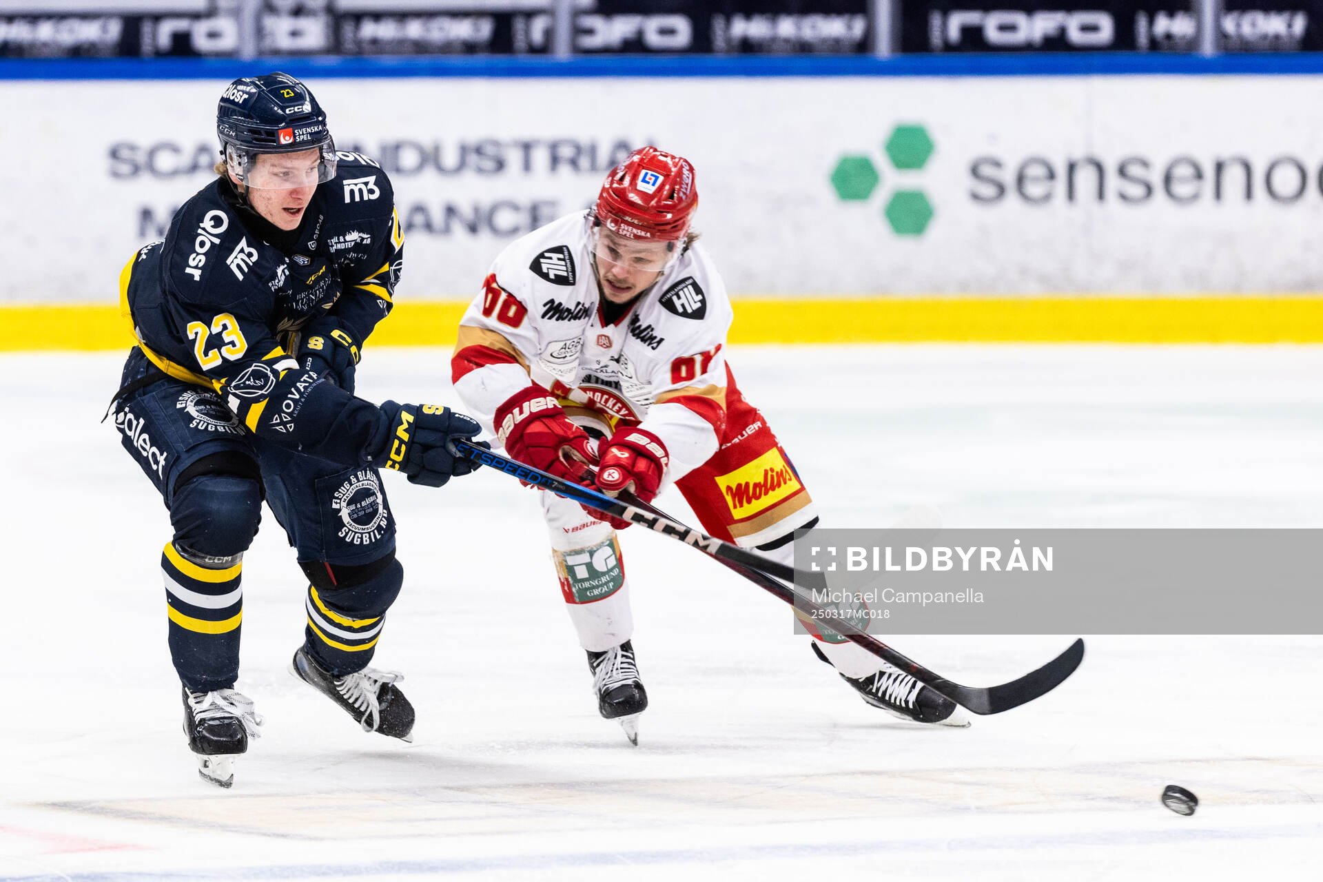 Södertäljes Egor Polin och Kalmars Linus Skager