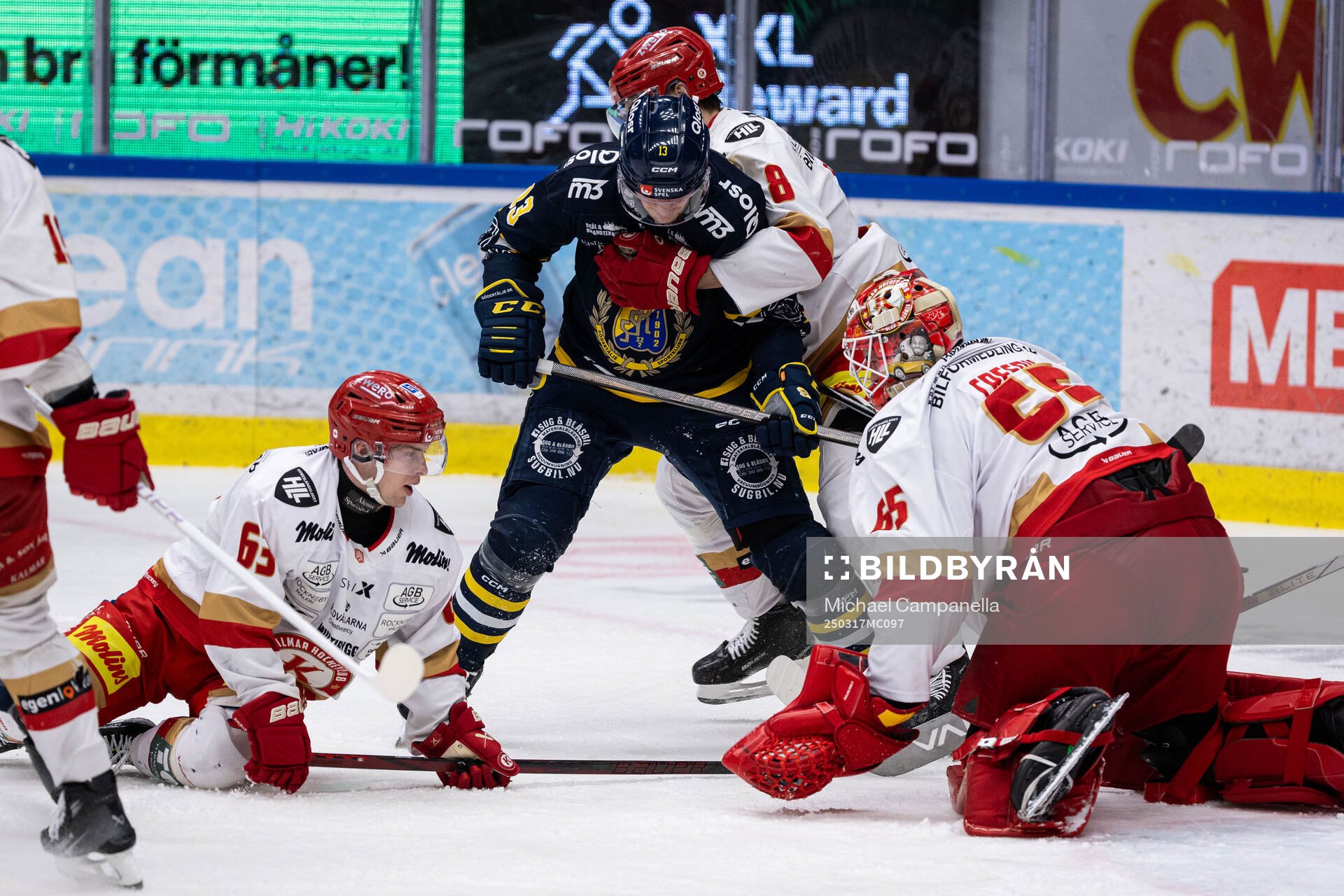 Kalmars Matt Fonteyne, Martin Schreiber, och målvakt Jacob