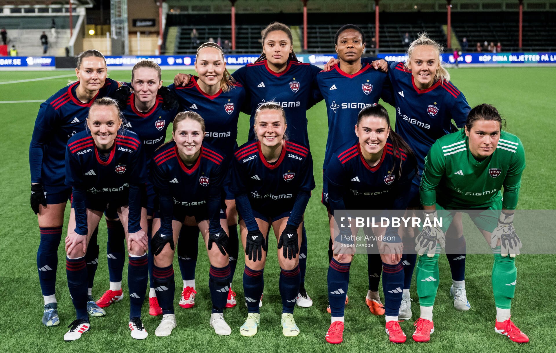 Rosengårds startelva ställer upp för en lagbild