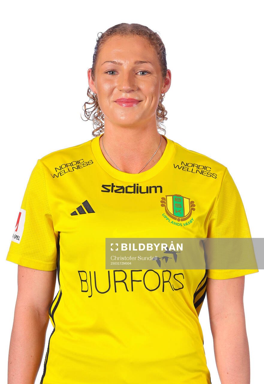 Bollstanäs Julia Laukström poserar för ett porträtt den 17 mars 2025 i Bollstanäs.