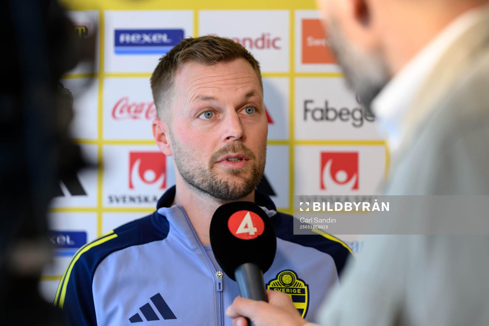 Assistant coach Sebastian Larsson of the Swedish men's