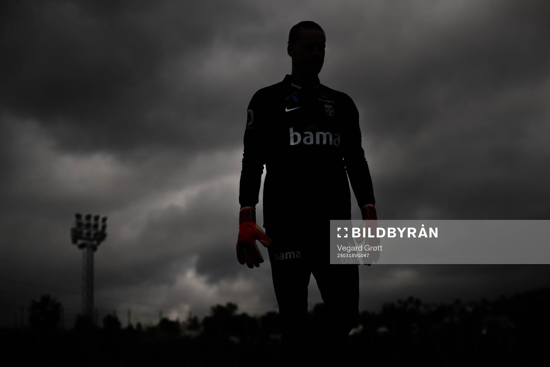 The silhouette of goalkeeper Ørjan Håskjold Nyland of the
