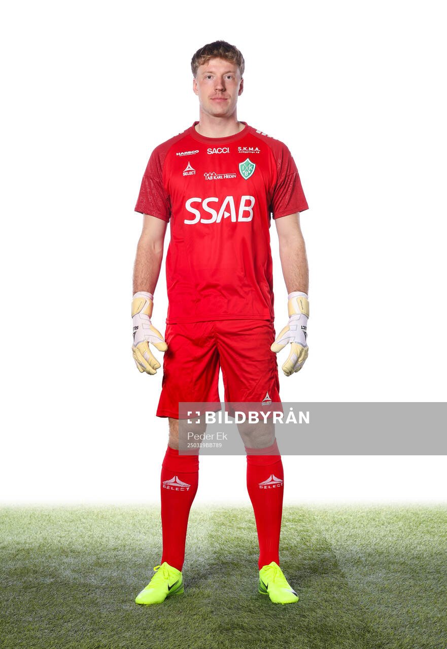 Brages målvakt Viktor Frodig