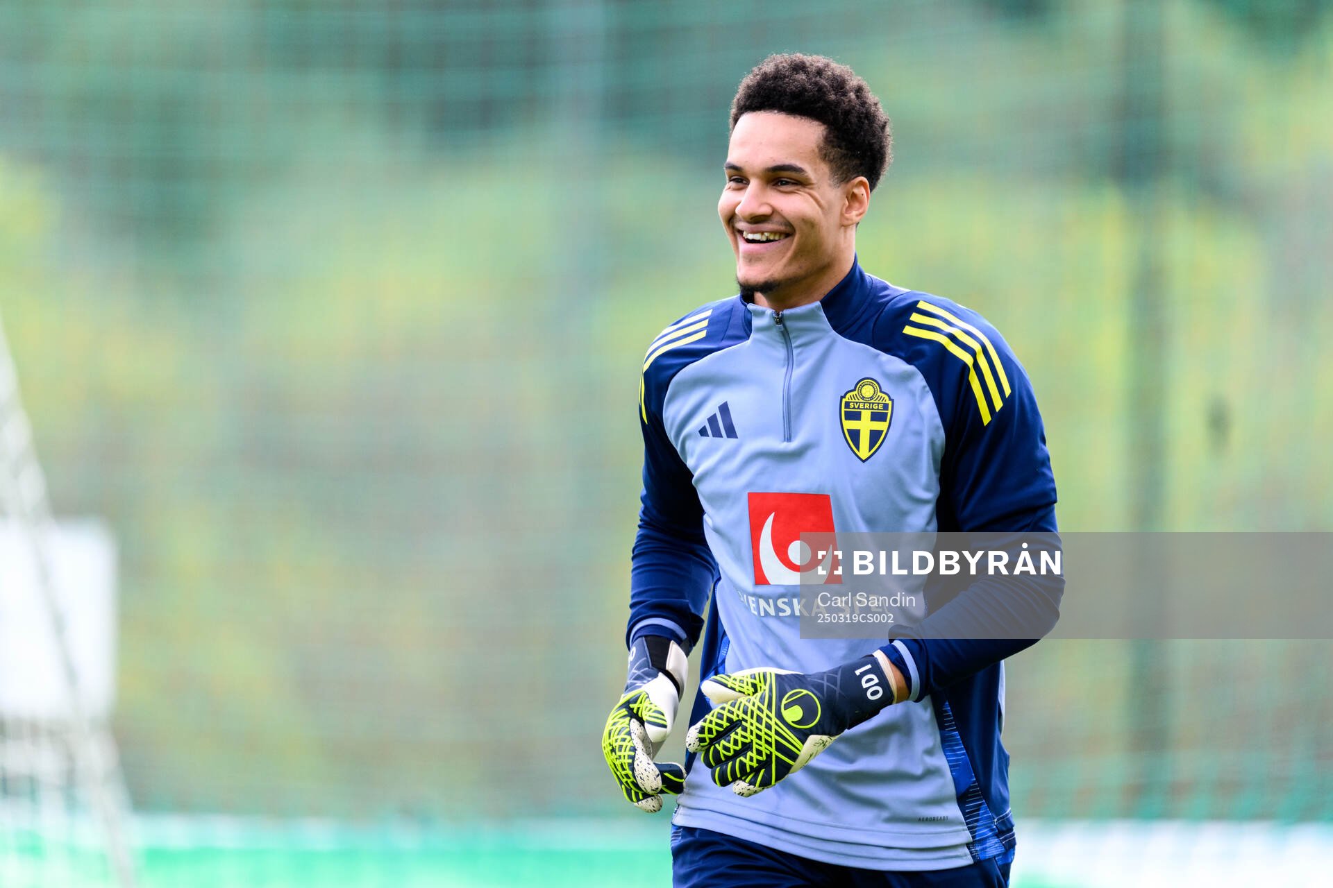 Goalkeeper Oliver Dovin of the Swedish men's national