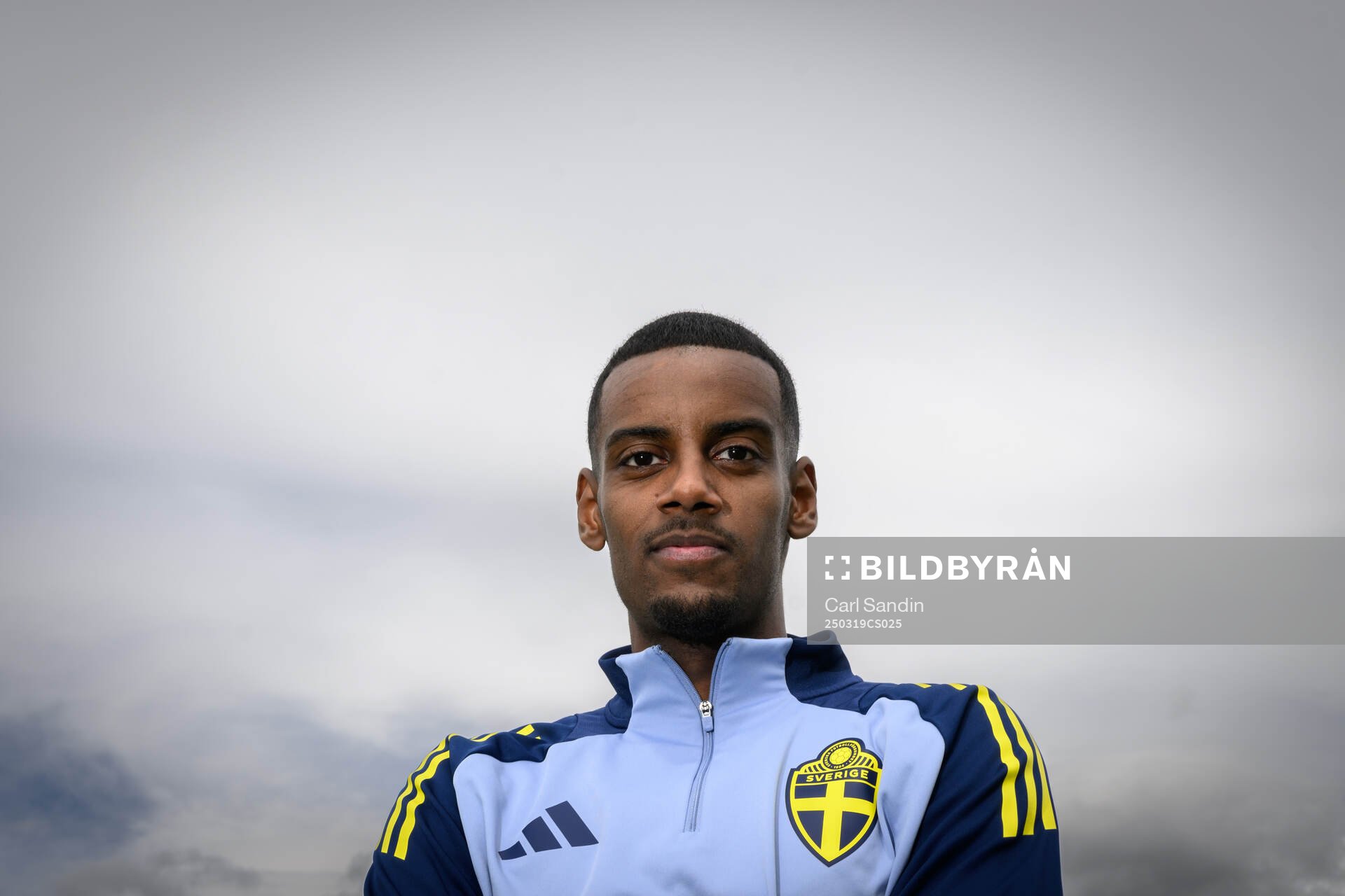 Alexander Isak of the Swedish men's national football team poses for at portrait in the mixed zone after a training session on March 19, 2025 in Marbella. 