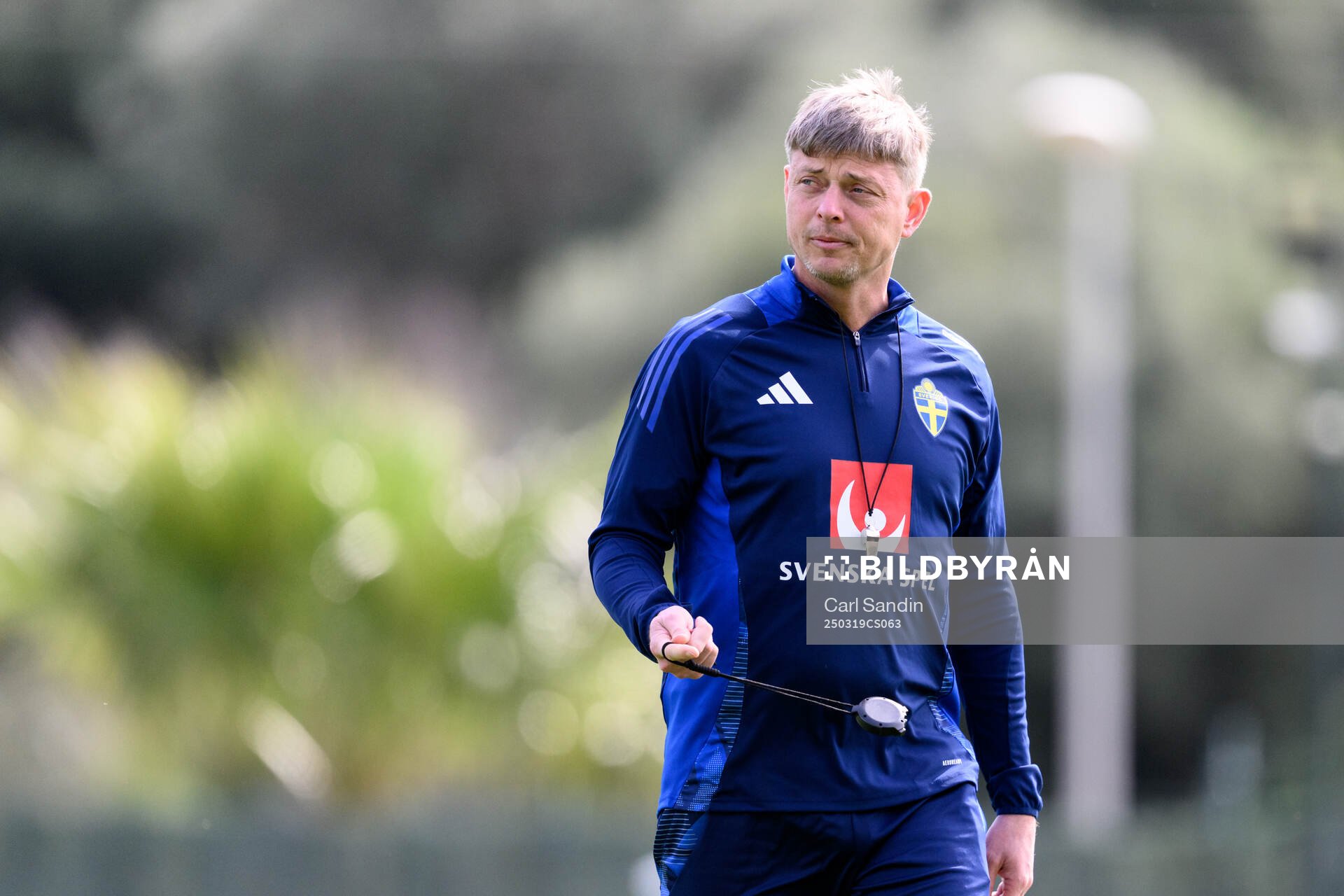 Head coach Jon Dahl Tomasson of the Swedish men's national