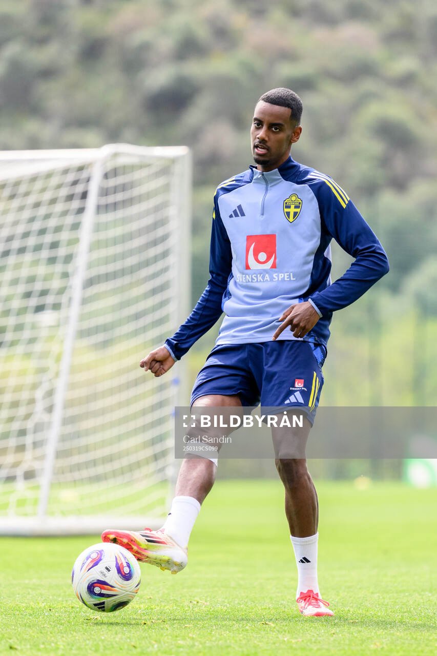 Alexander Isak of the Swedish men's national football team