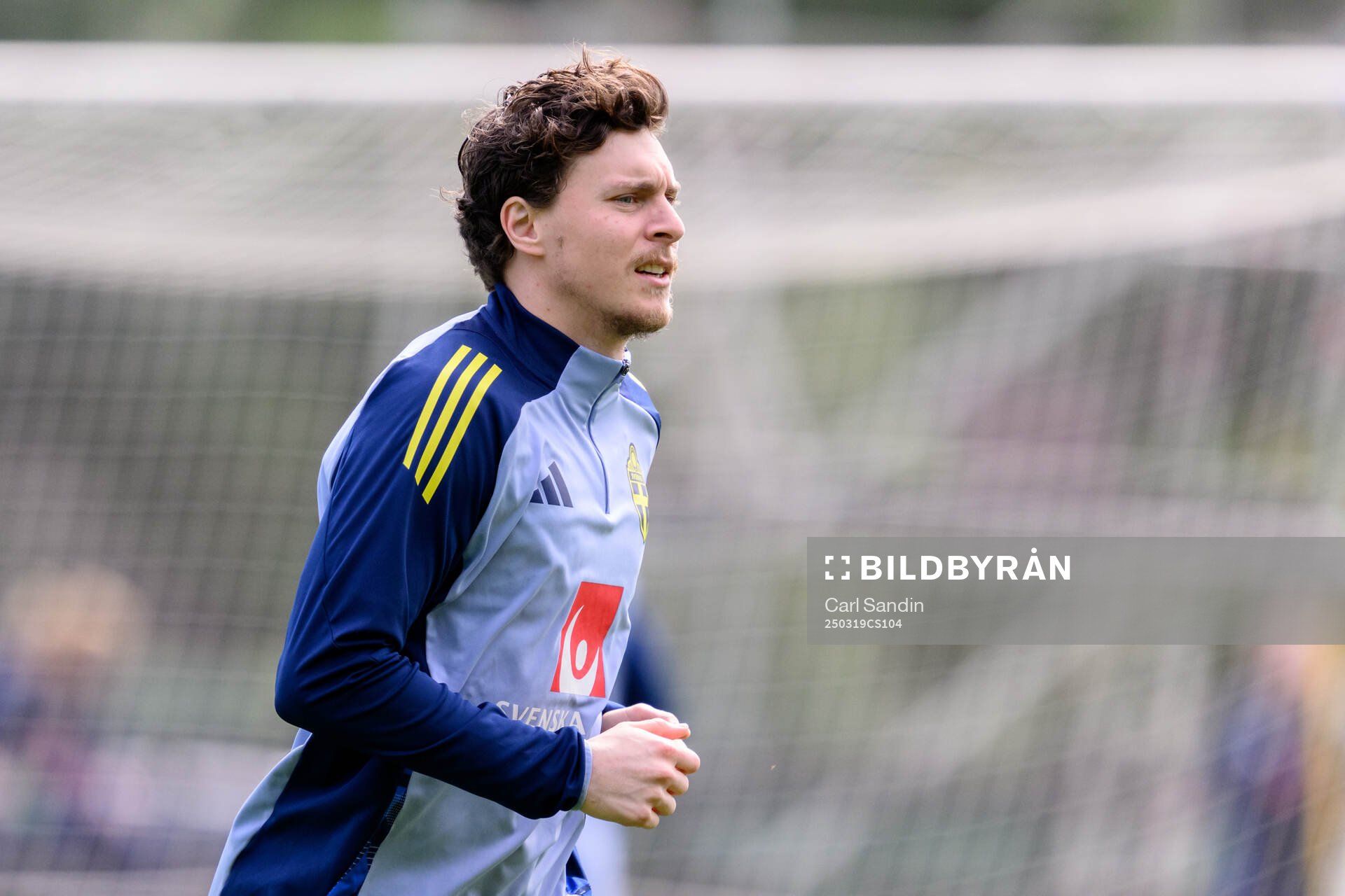 Victor Nilsson Lindelöf of the Swedish men's national