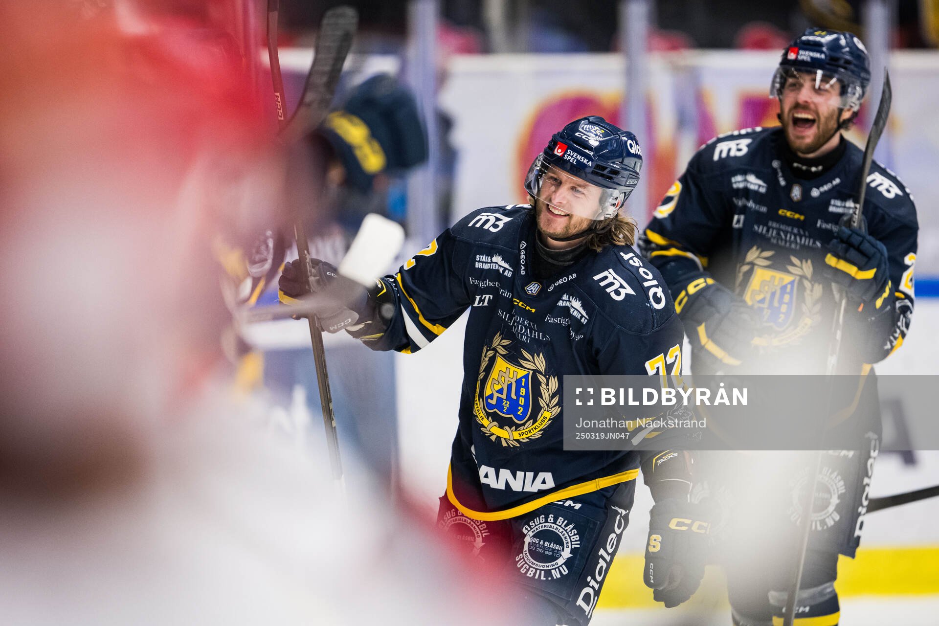 Södertäljes Nicolai Meyer jublar