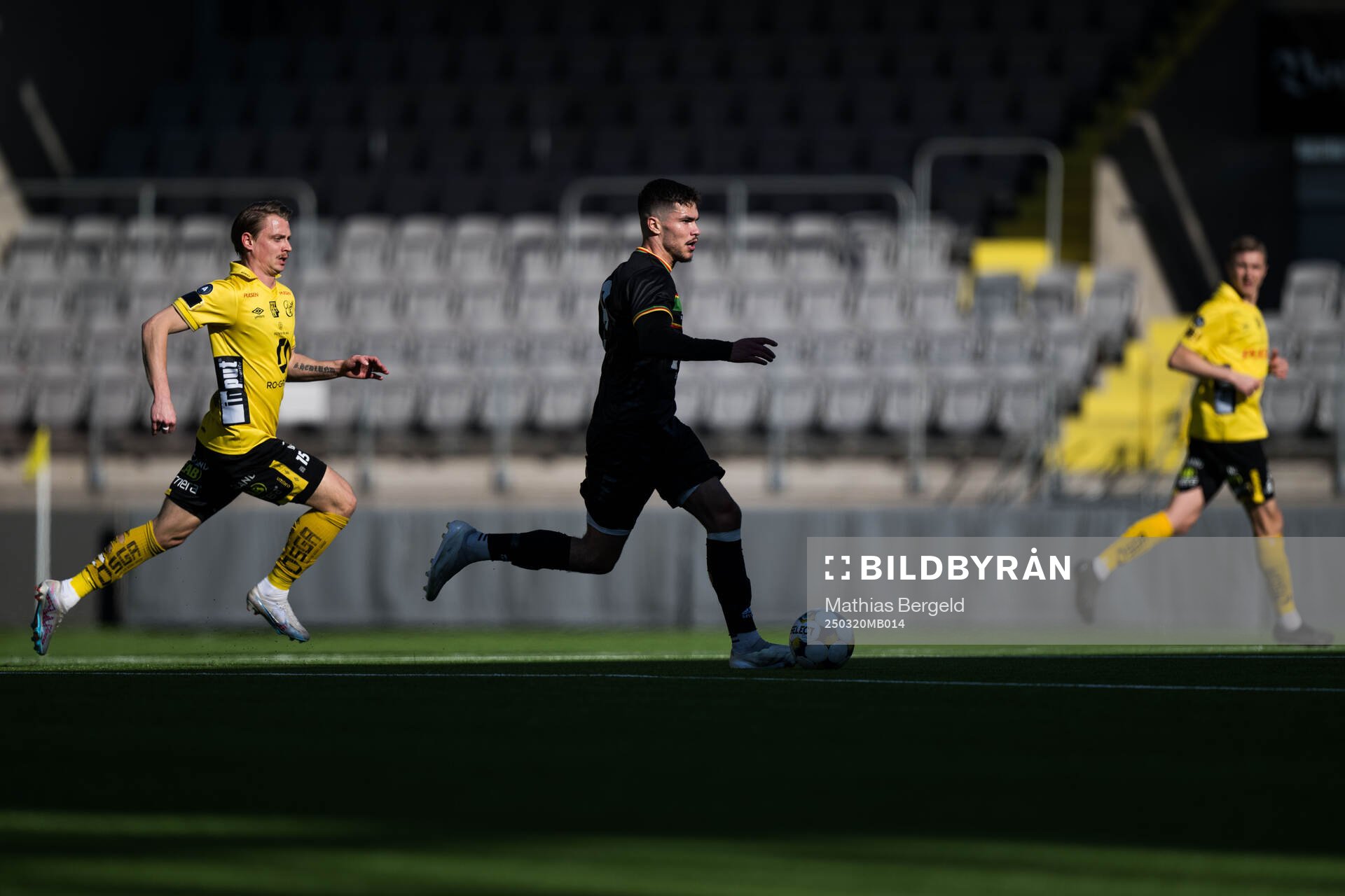 Elfsborgs Simon Hedlund och GAISs William Milovanovic och