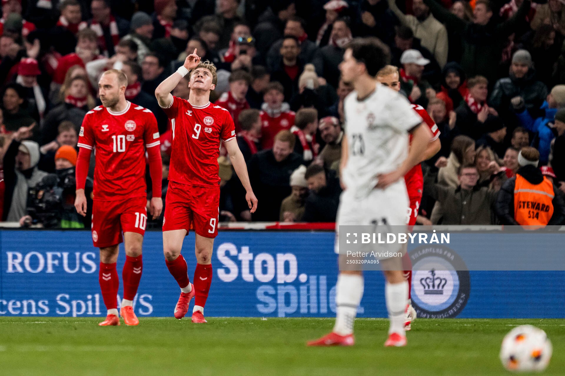 Rasmus Højlund of Denmark celebrates