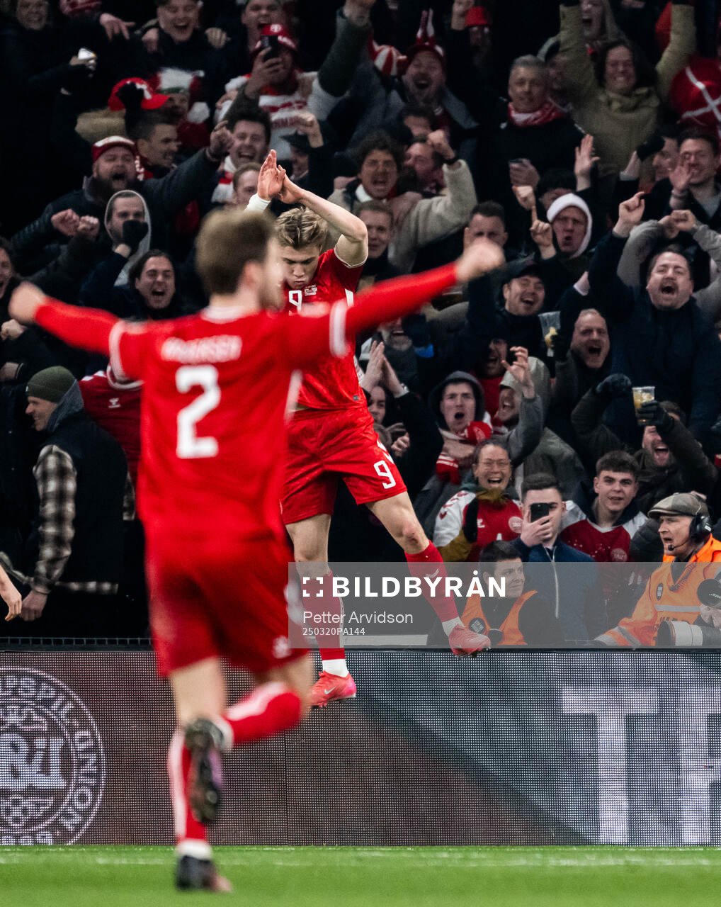 Rasmus Højlund of Denmark celebrates after scoring the 1-0 goal during the Nations League football match between Denmark and Portugal on March 20, 2025 in Copenhagen.