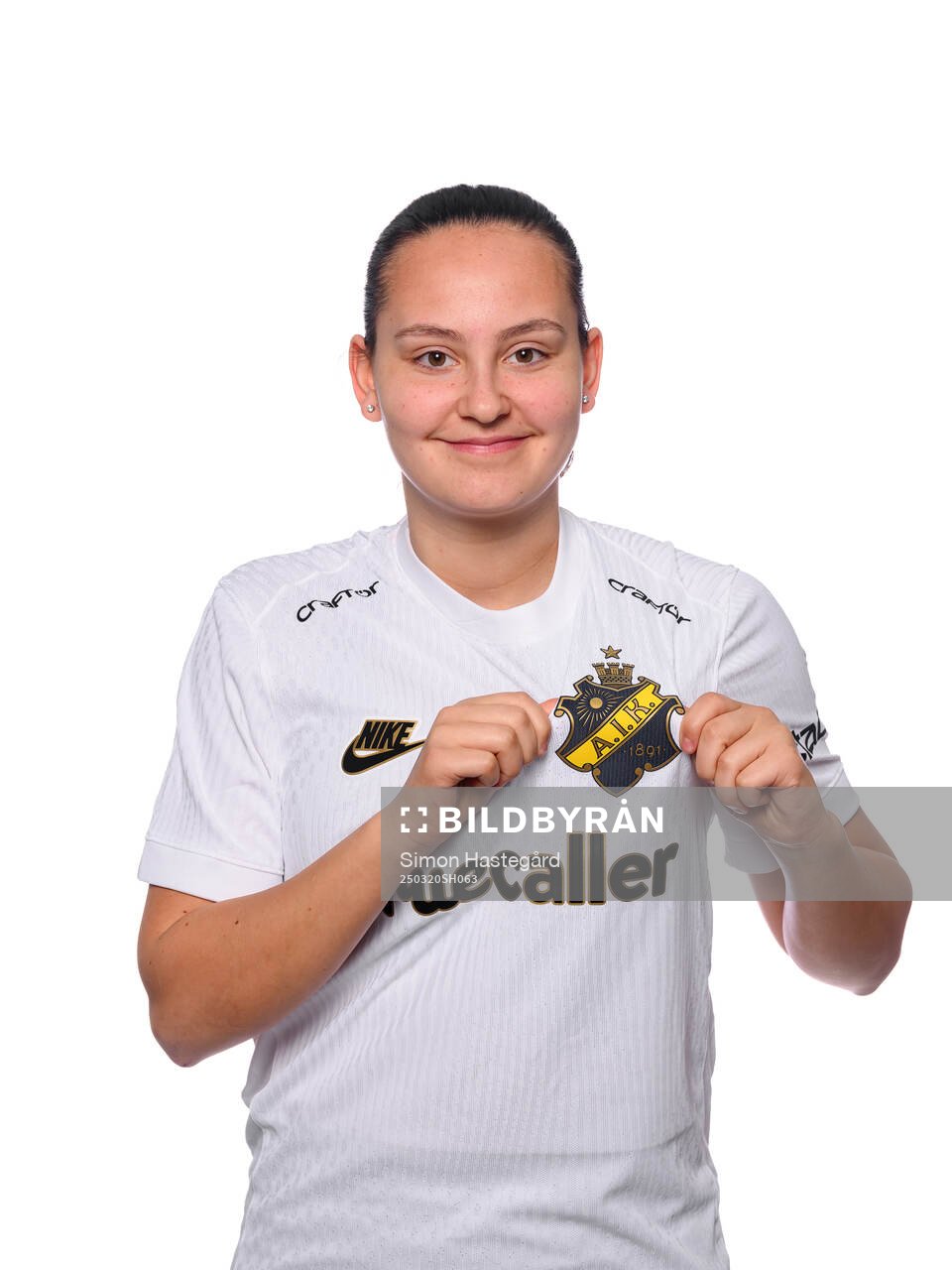 Janelle Yilmaz