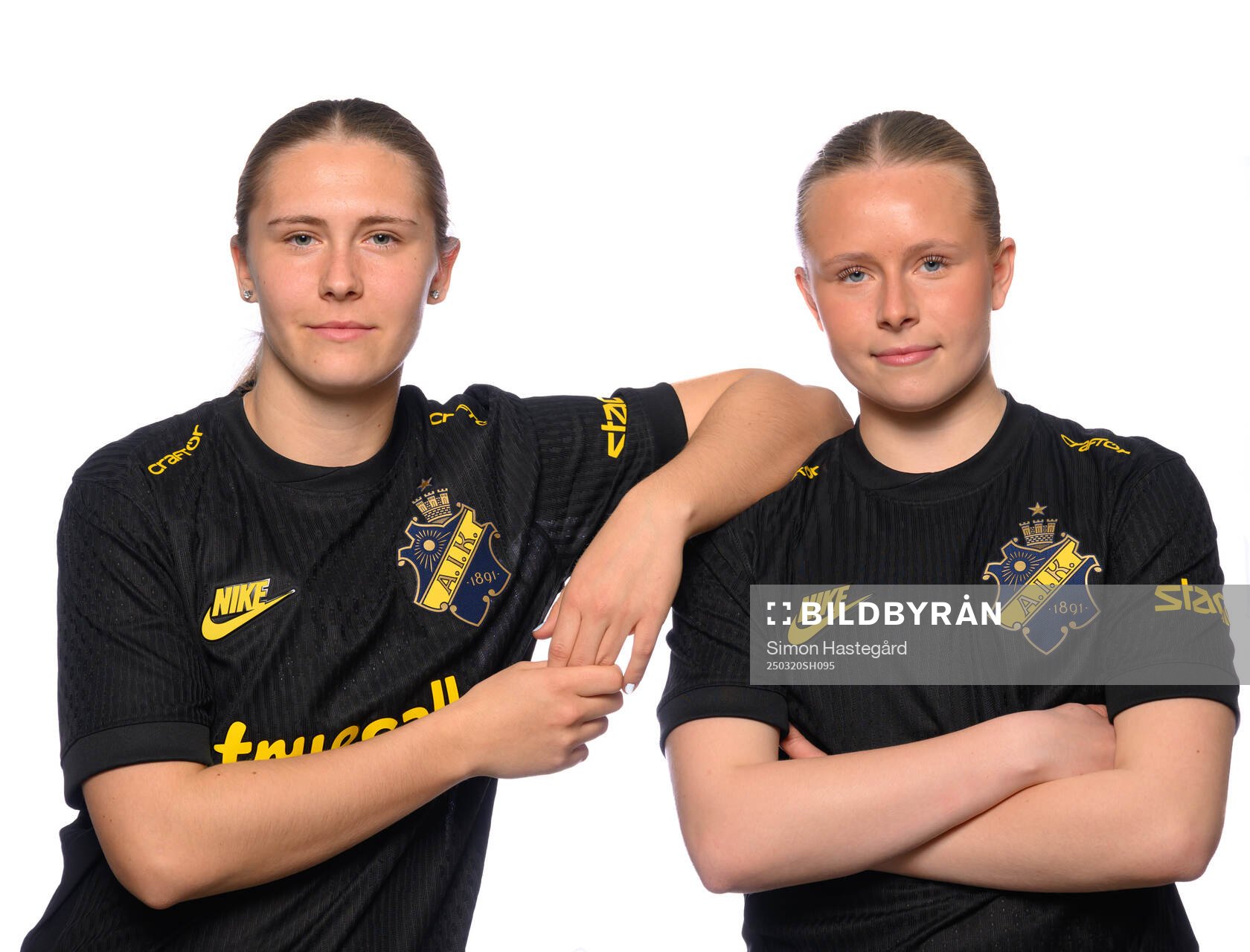 Aleksandra Bogucka och Nova Selin