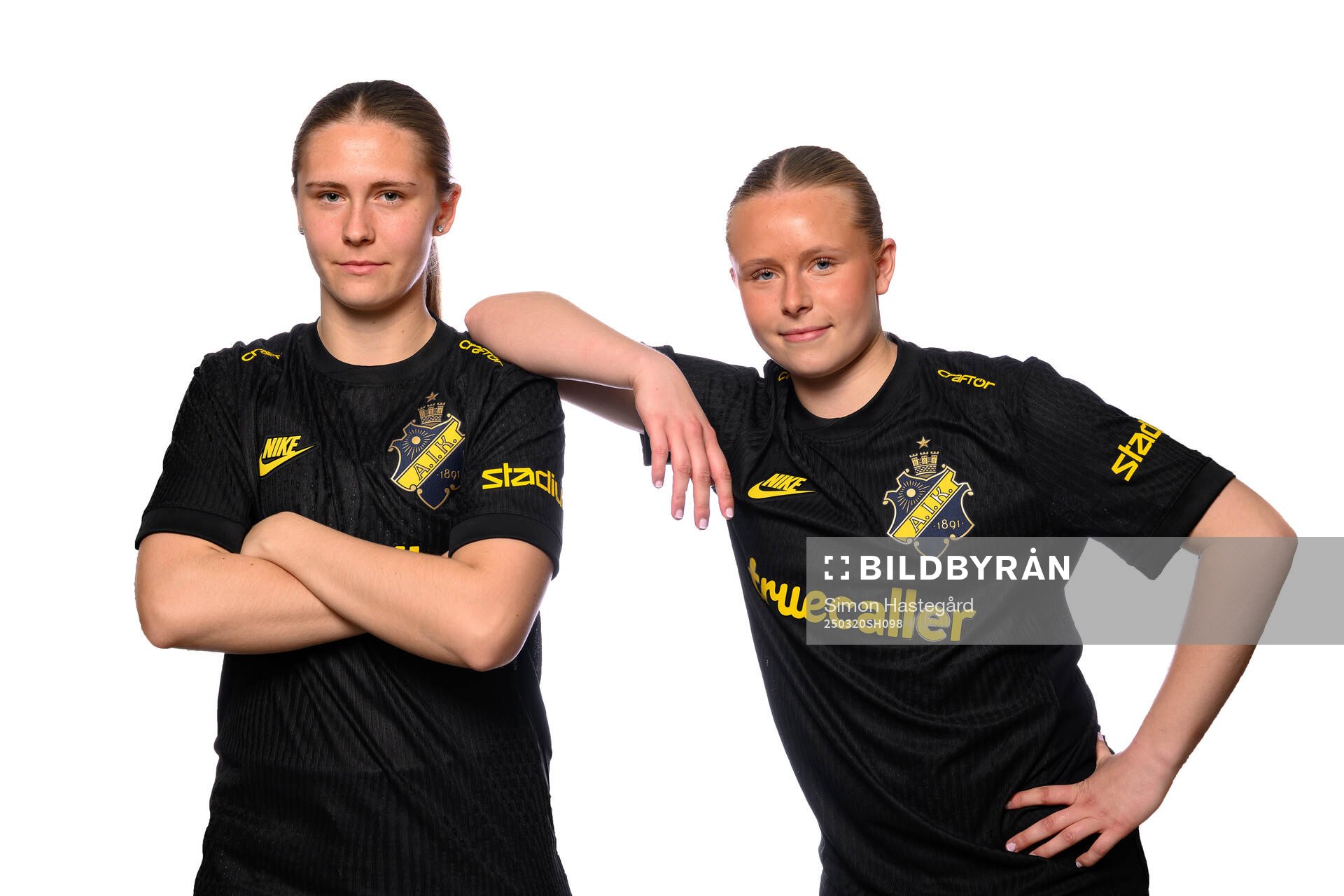 Aleksandra Bogucka och Nova Selin