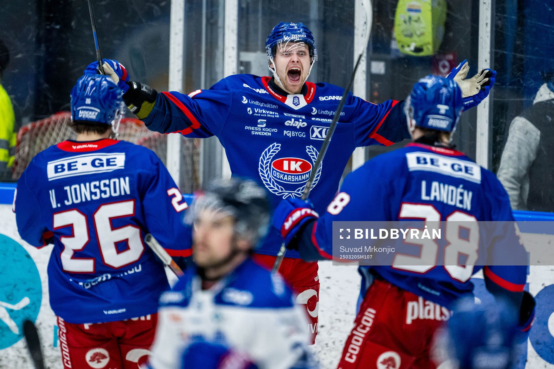Oskarshamns Hampus Karlsson jublar