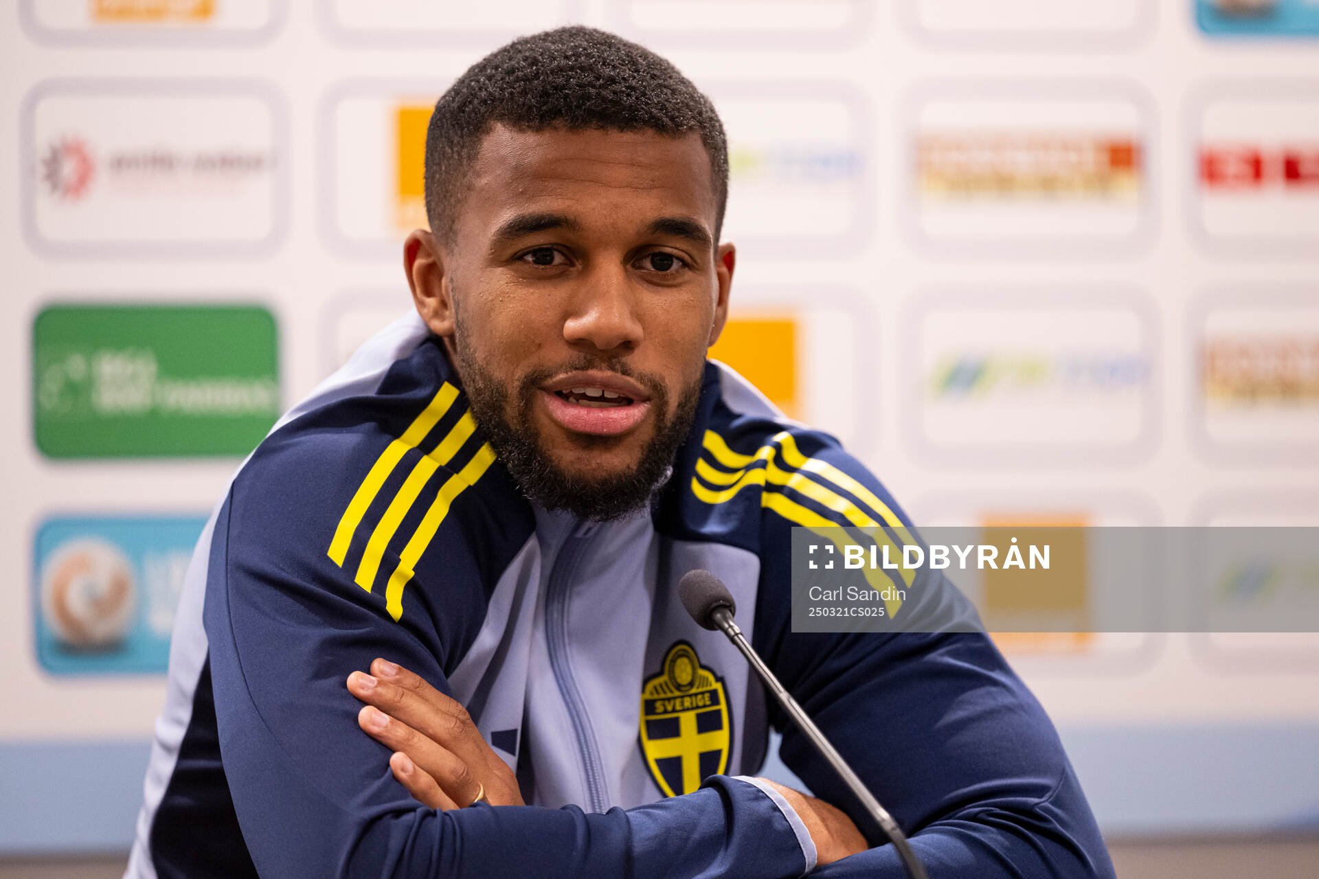 Isak Hien of the Swedish men's national football team