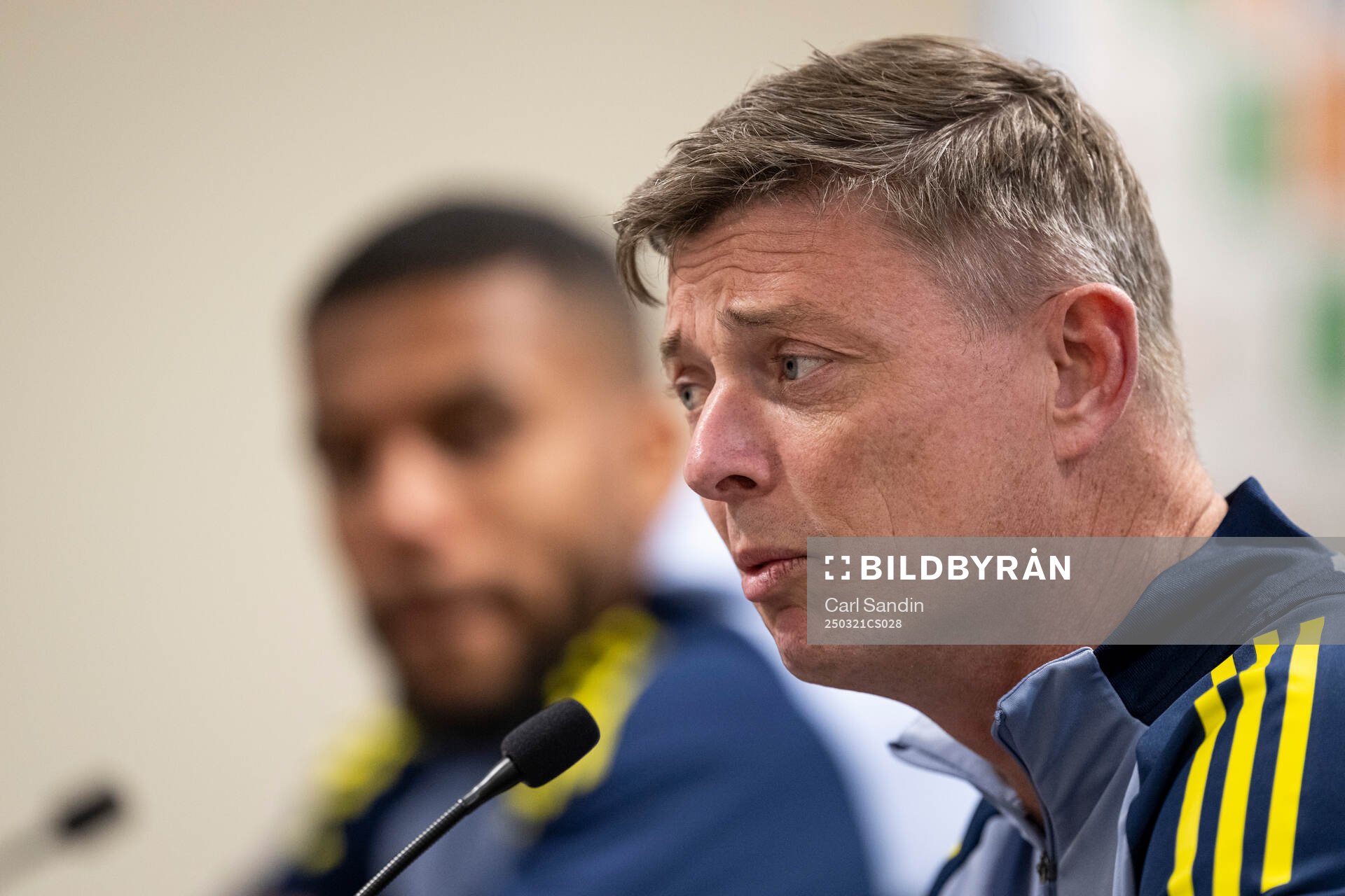 Head coach Jon Dahl Tomasson of the Swedish men's national