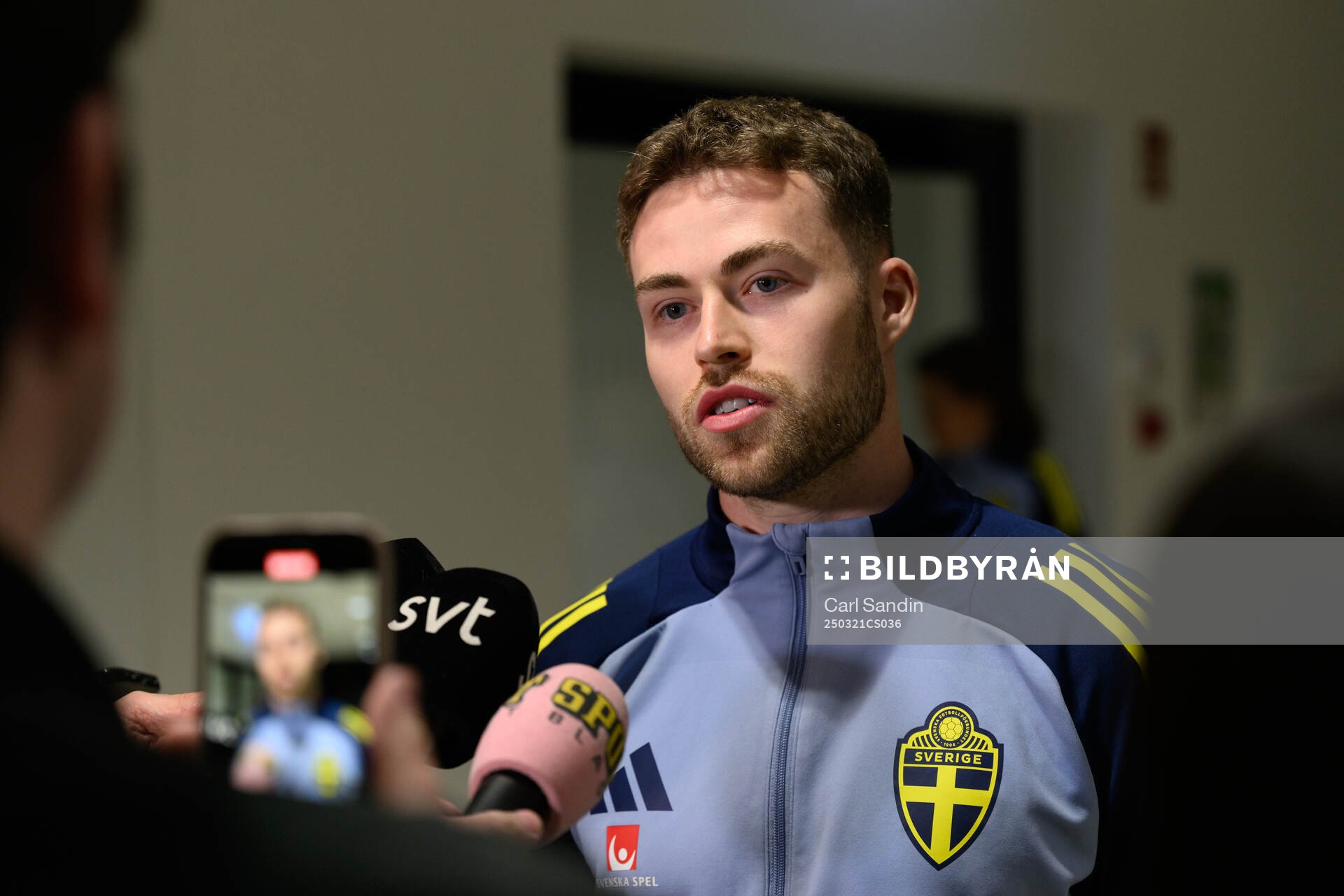 Gabriel Gudmundsson of the Swedish men's national football team during a press conference on March 21, 2025 in Luxembourg. 