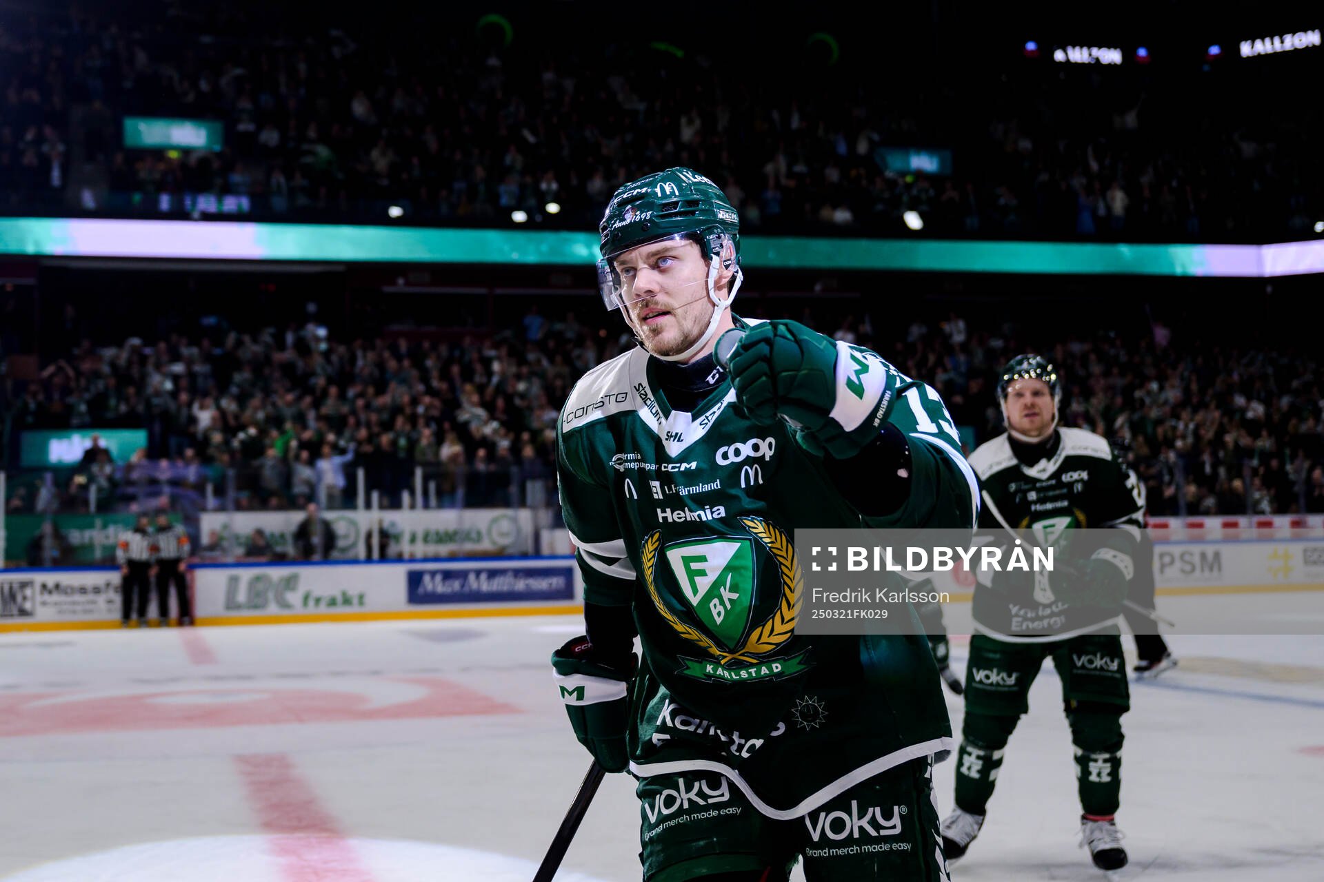 Färjestads Joel Kellman jublar