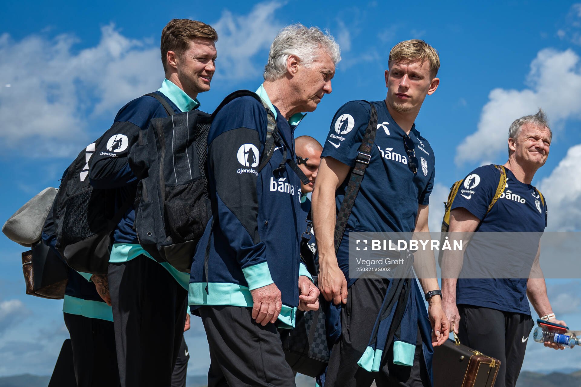 Pål Fjelde, tactical statistician, Ola Sand, doctor,