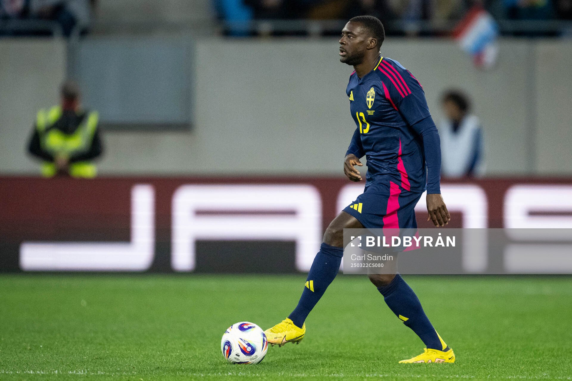 Ken Sema of Sweden