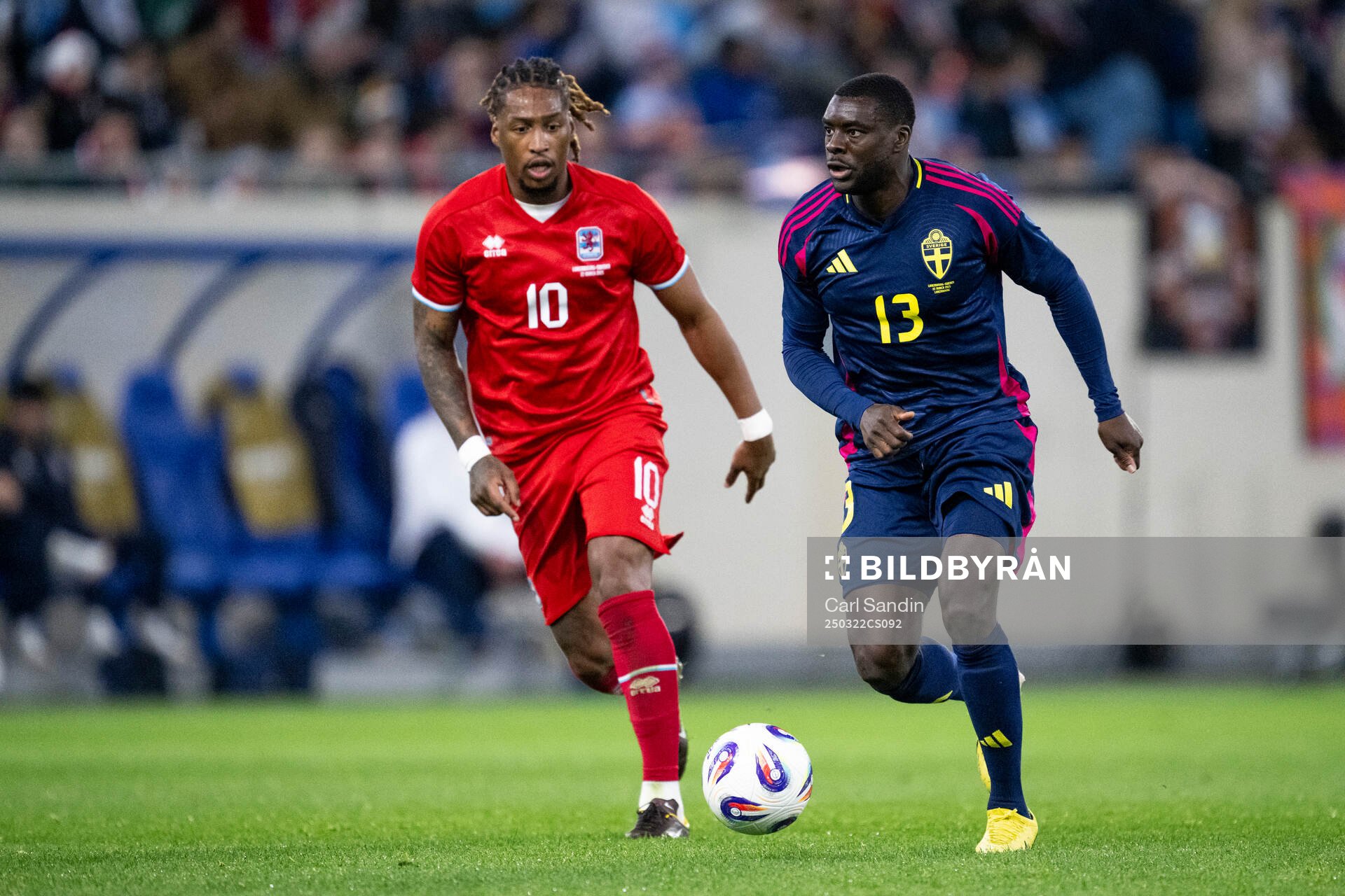 Gerson Rodrigues of Luxembourg and Ken Sema of Sweden
