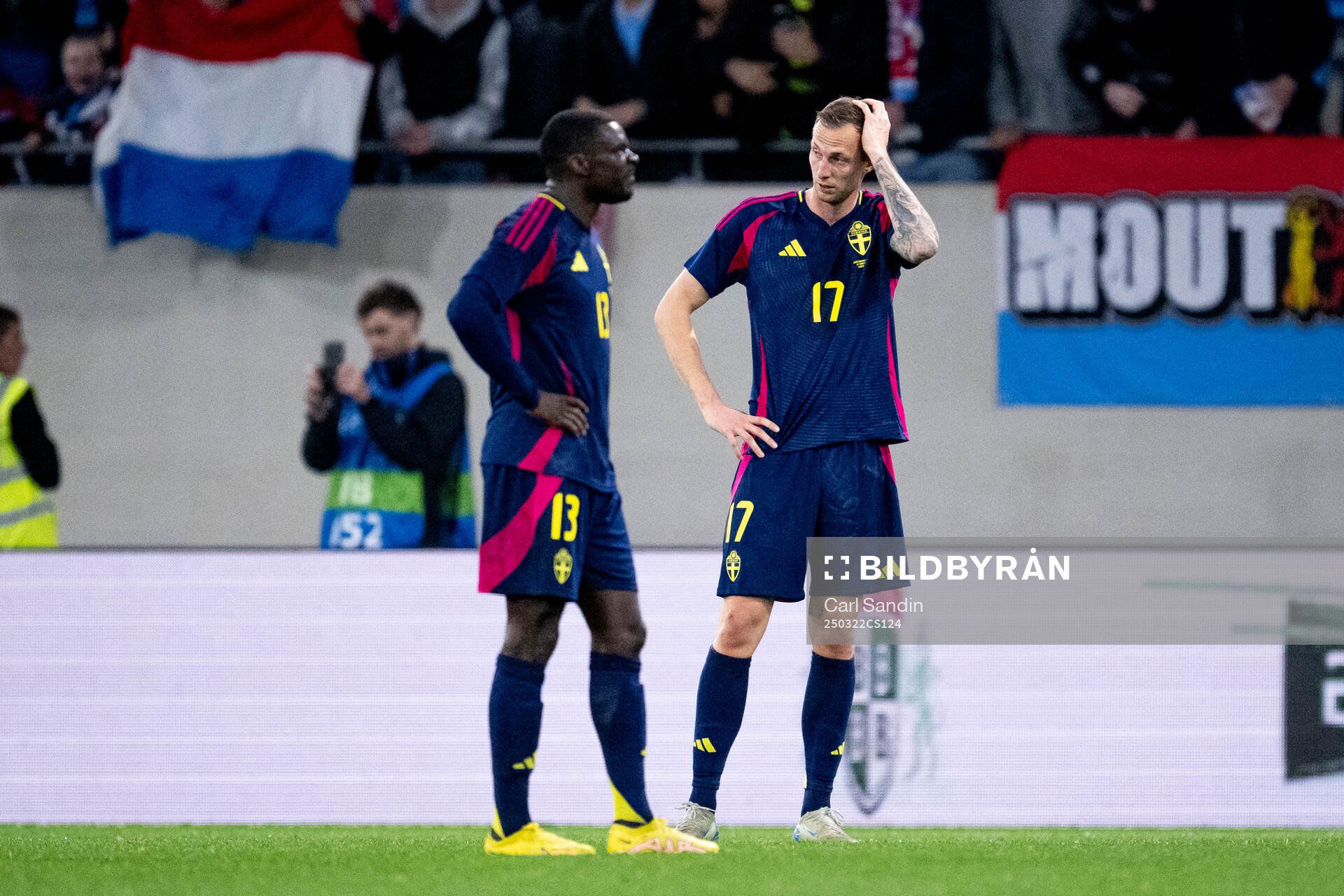 Ken Sema and Gustaf Nilsson look dejected