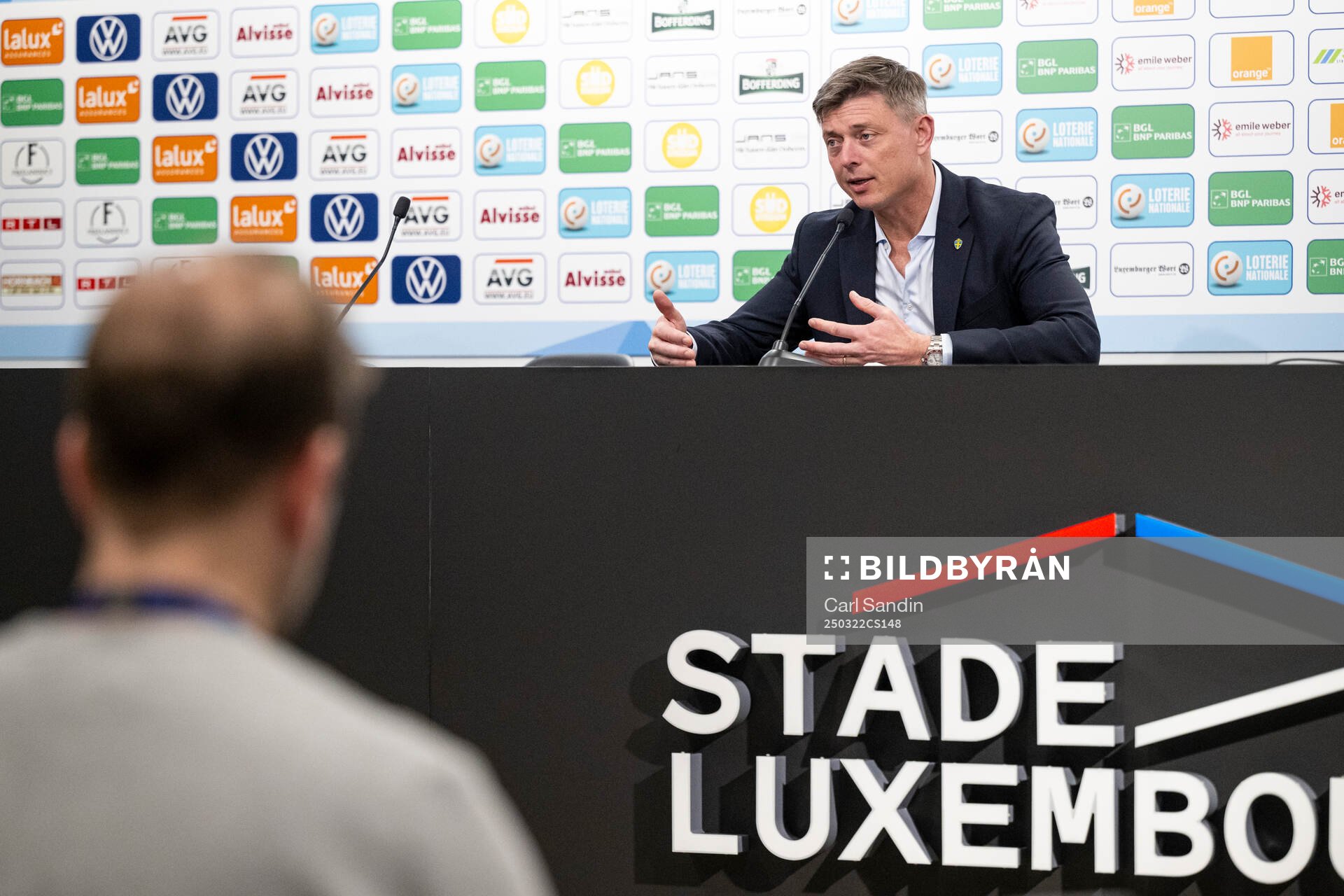 Head coach Jon Dahl Tomasson of Sweden