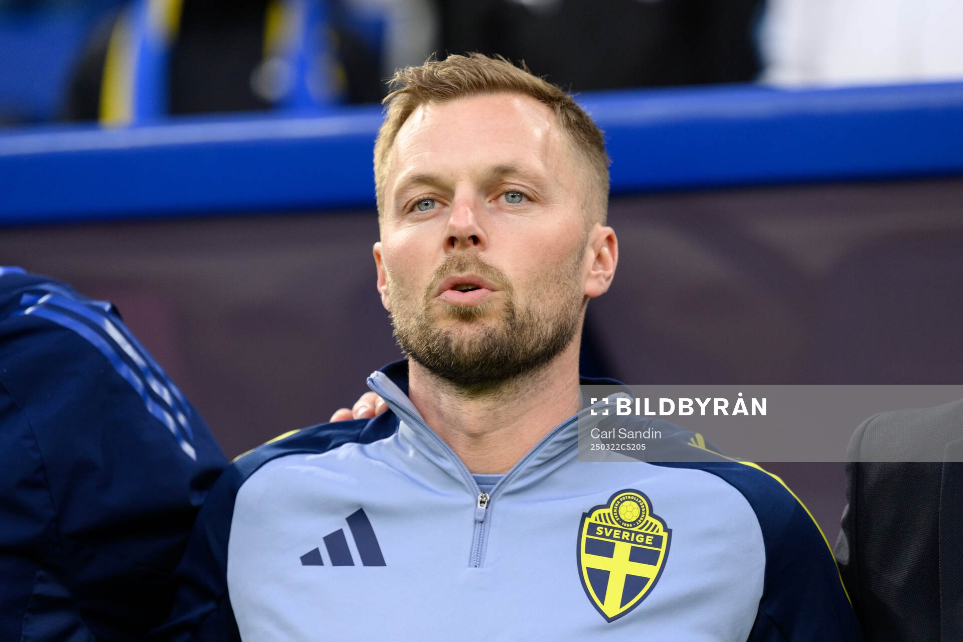 Assistant coach Sebastian Larsson of Sweden