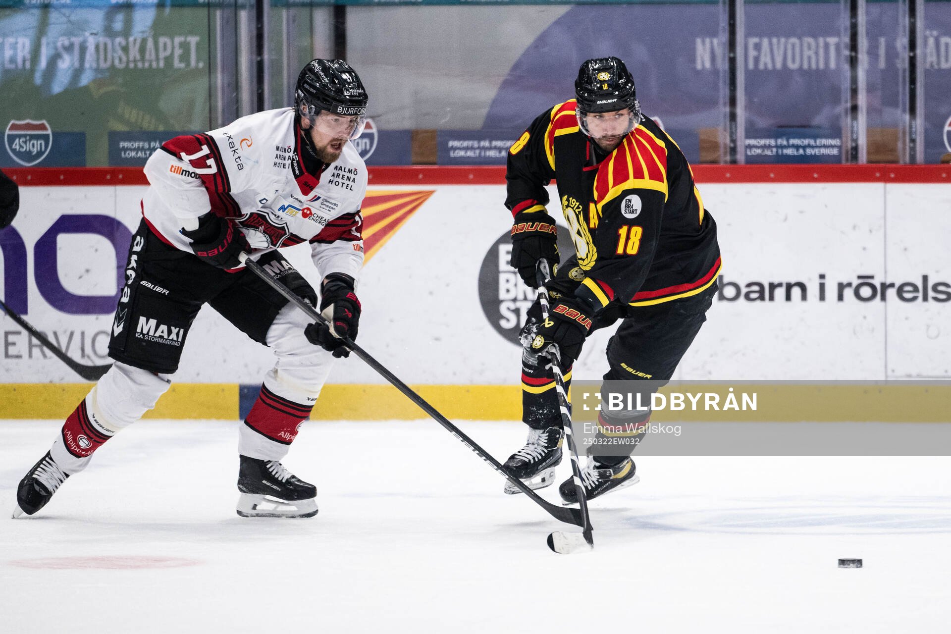 Malmö Redhawks Johan Ivarsson och Brynäs Anton Rödin