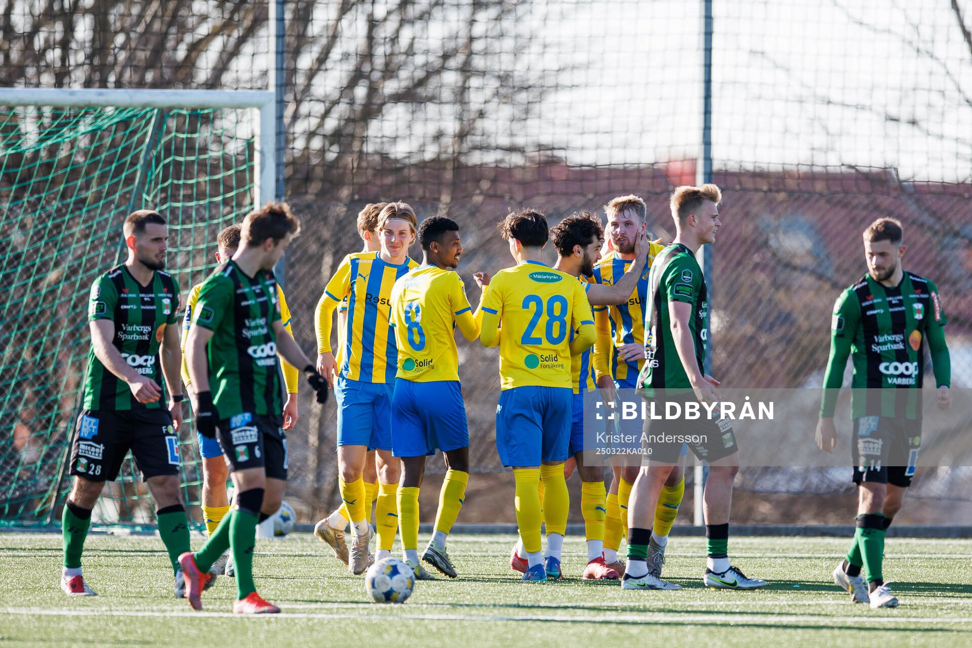 Eskilsminnes spelare jublar