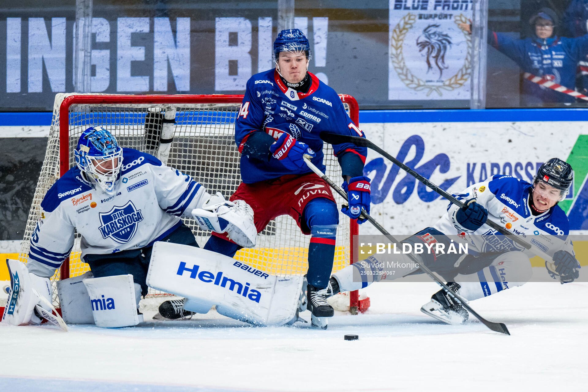 Karlskogas målvakt Lars Volden och Oskarshamns Lukas