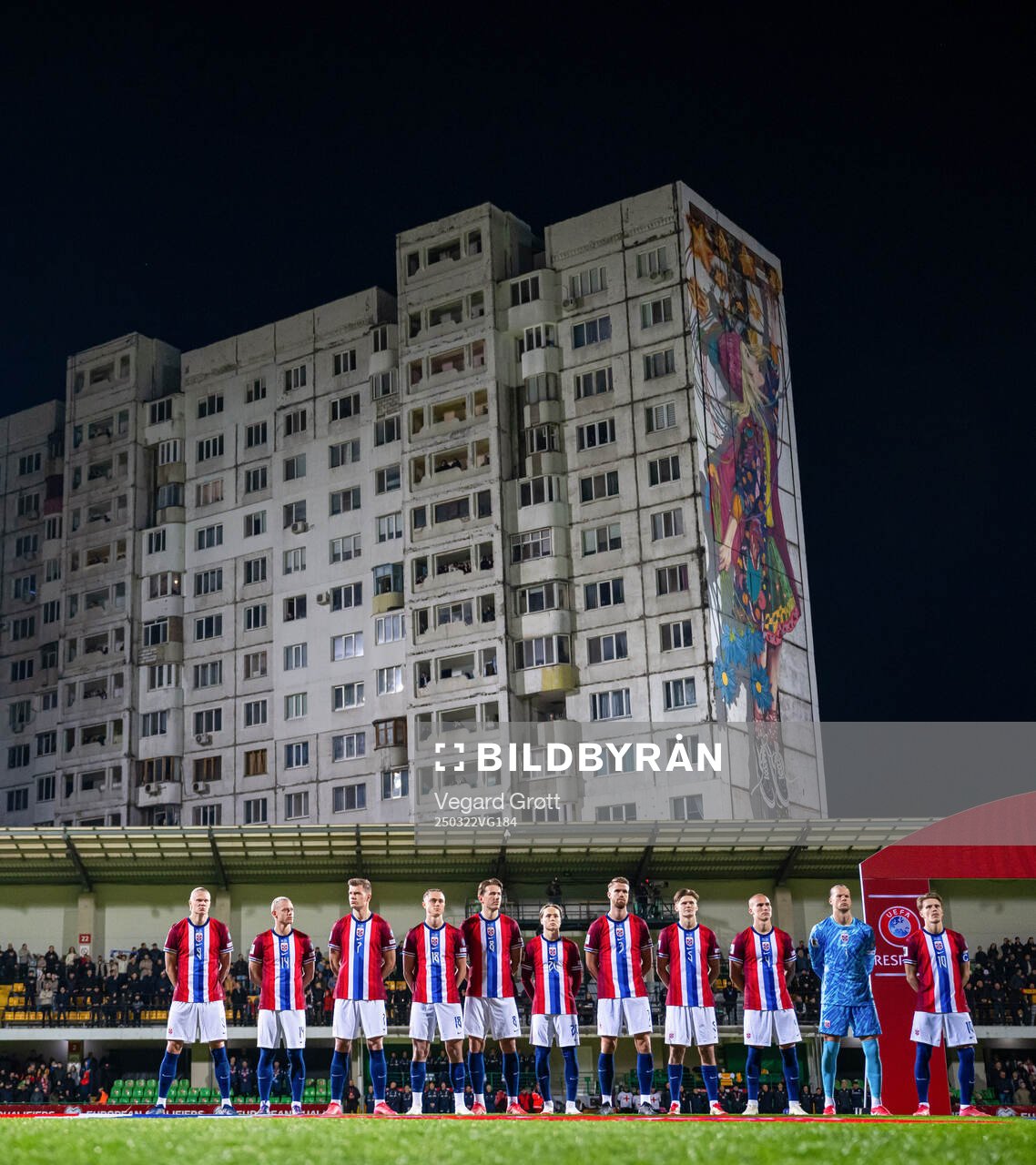 Players of Norway line up